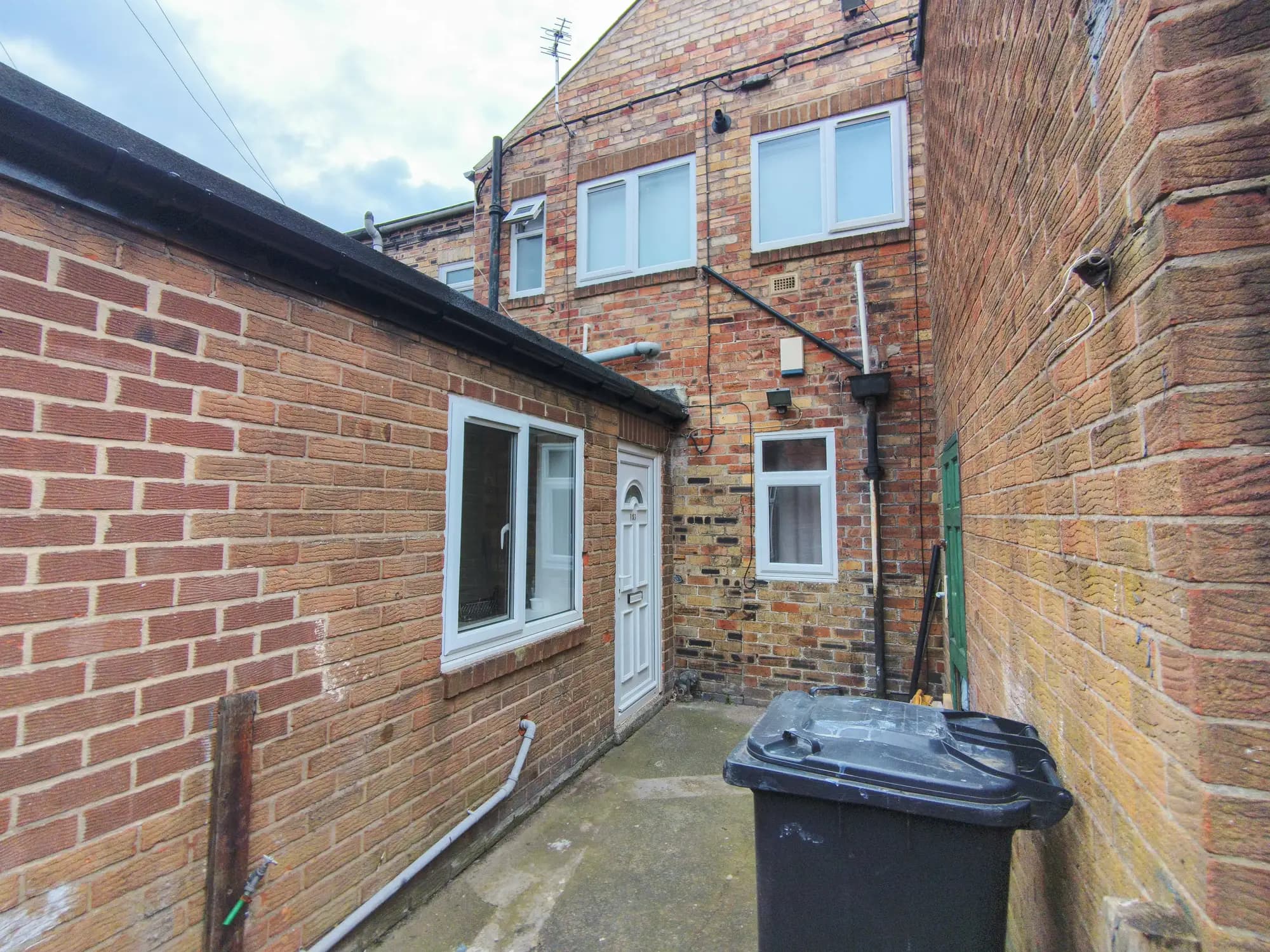 property photo 13 of 13