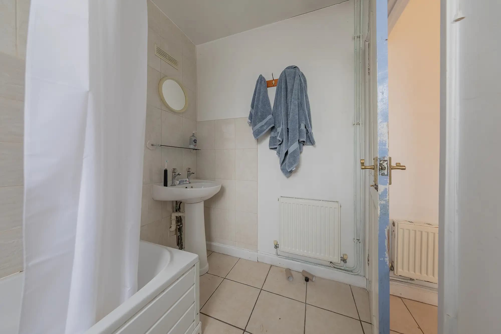 property photo 12 of 30