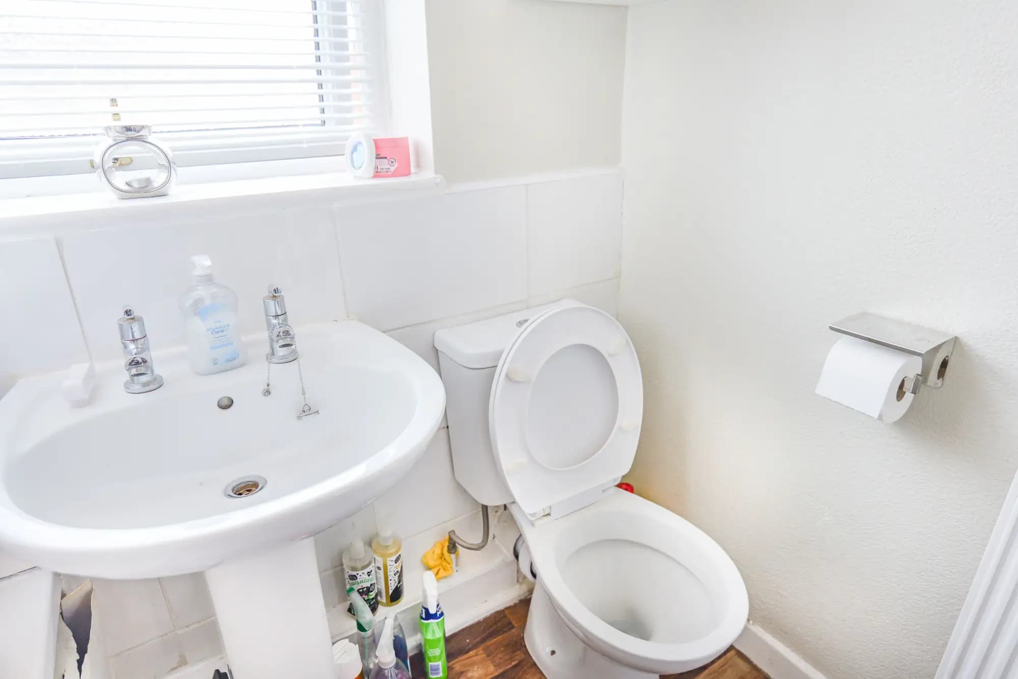 property photo 7 of 20