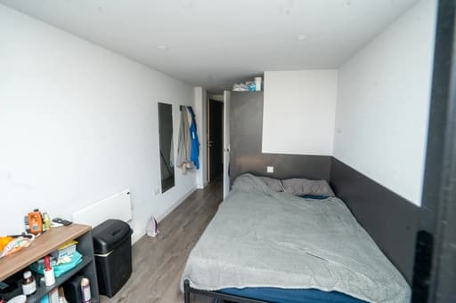 property photo 11 of 14