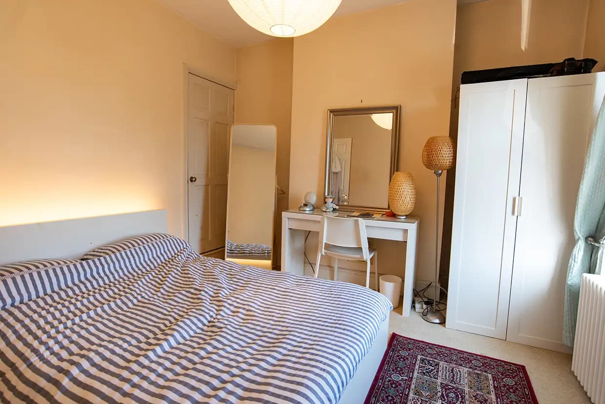 property photo 15 of 21