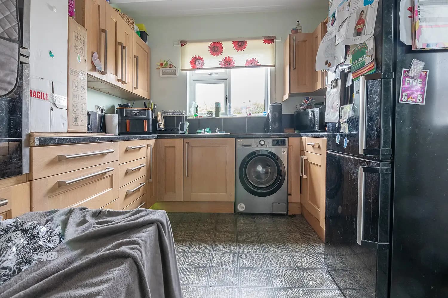 property photo 6 of 25