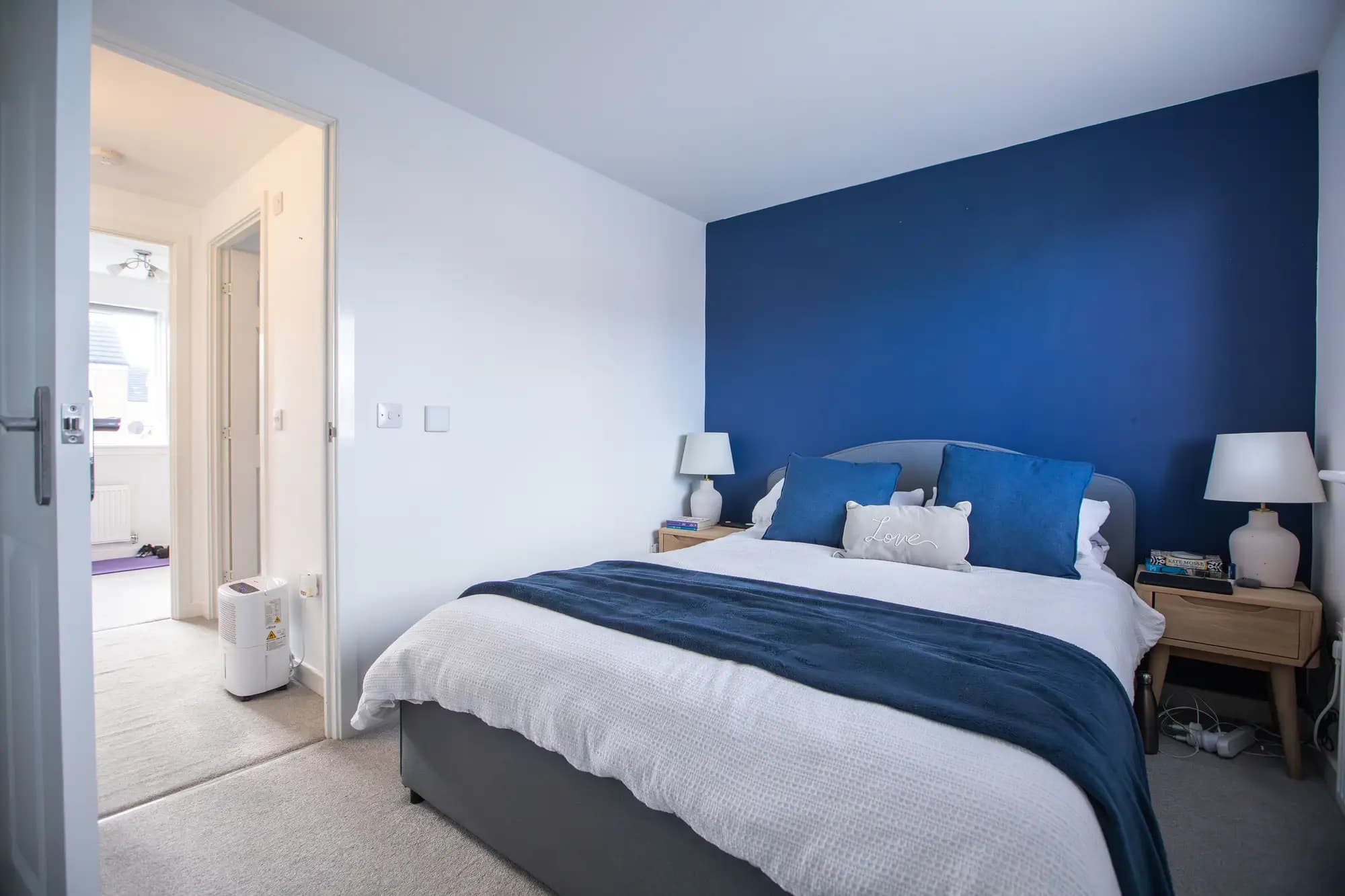 property photo 17 of 36