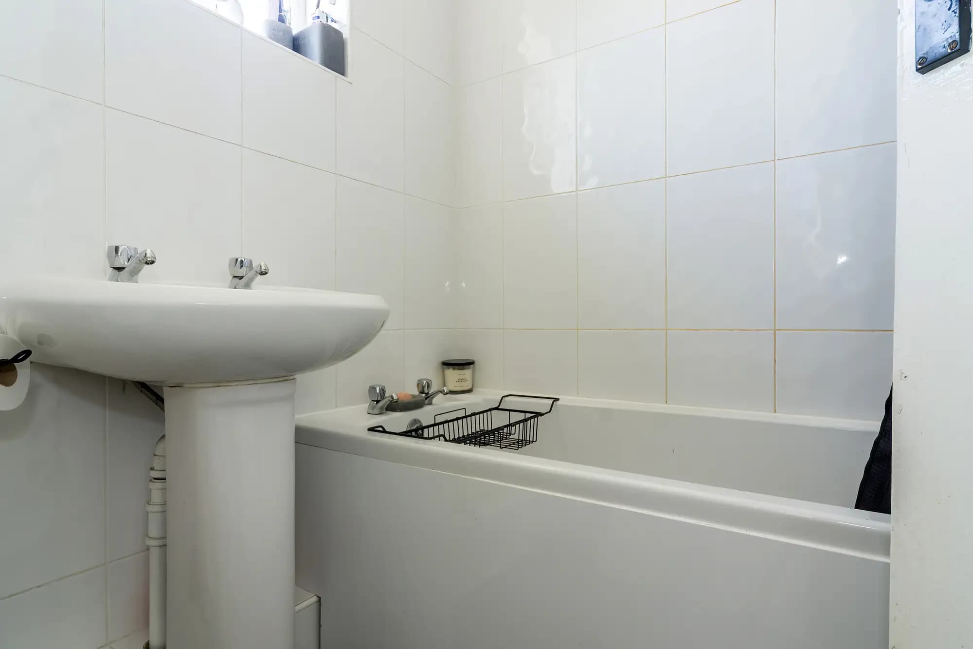 property photo 10 of 37