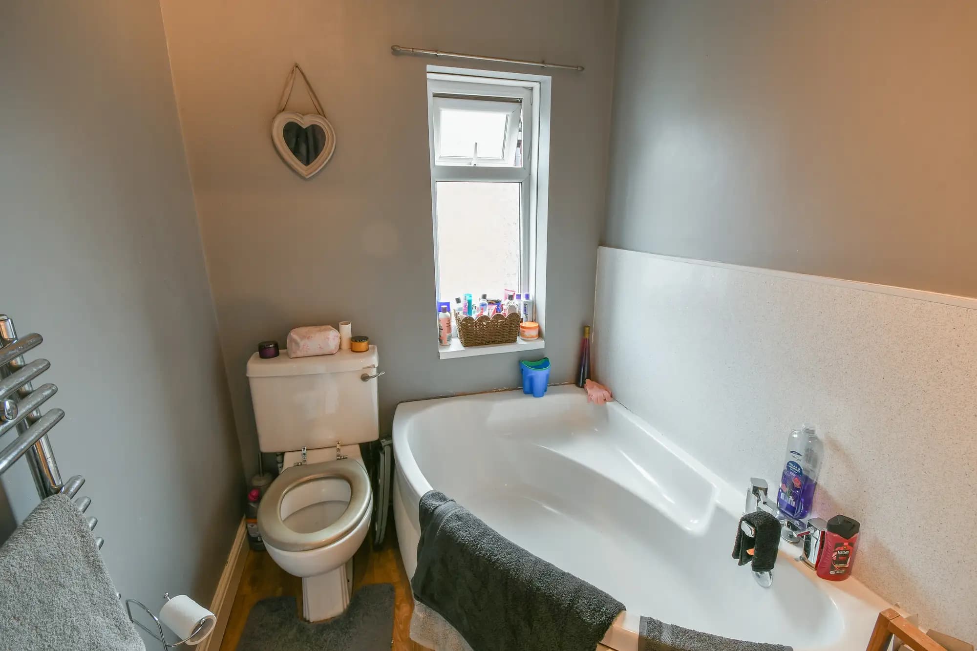 property photo 7 of 19