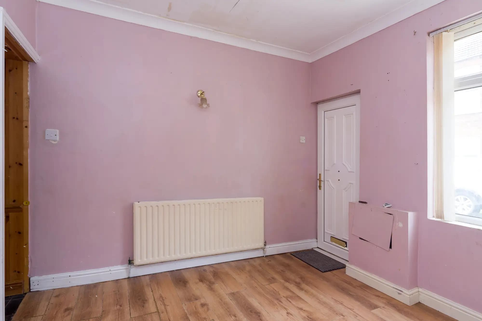 property photo 4 of 27