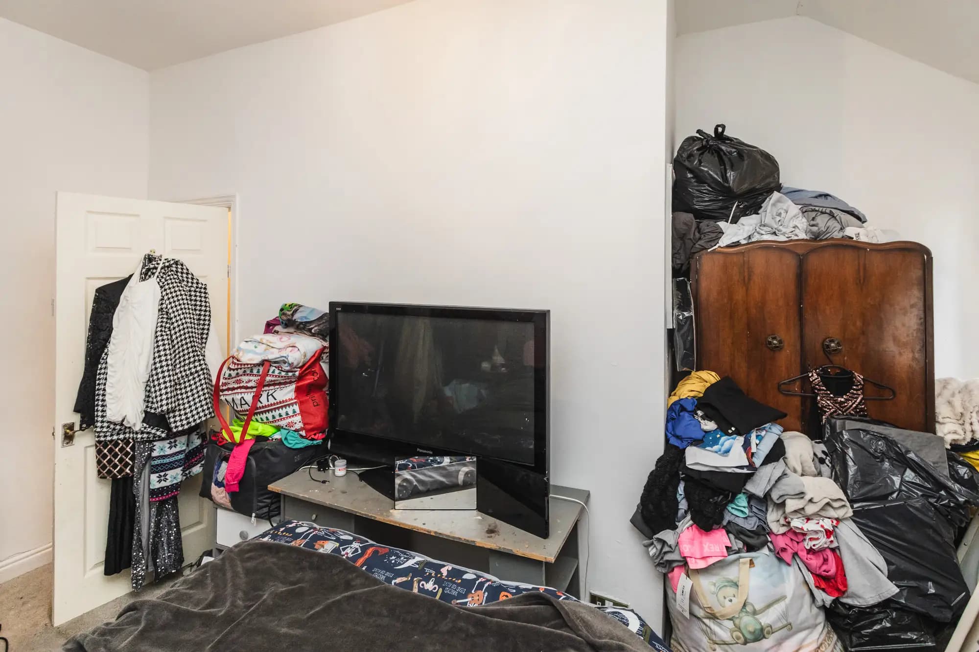 property photo 25 of 36