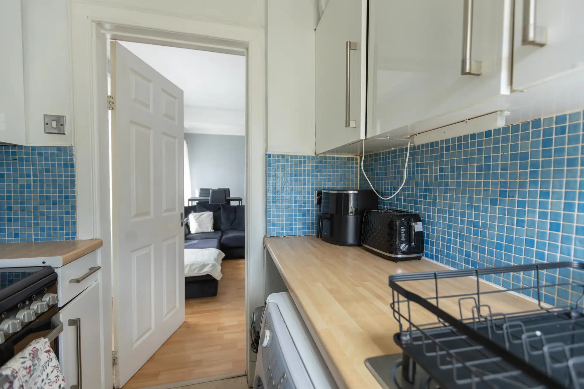 property photo 6 of 17