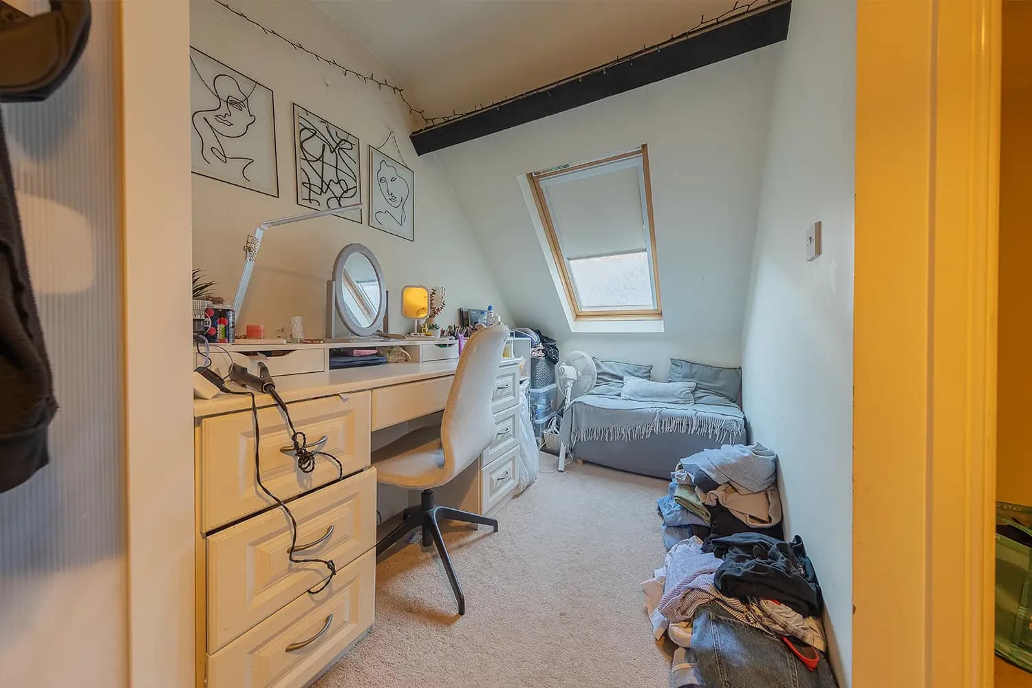 property photo 18 of 25