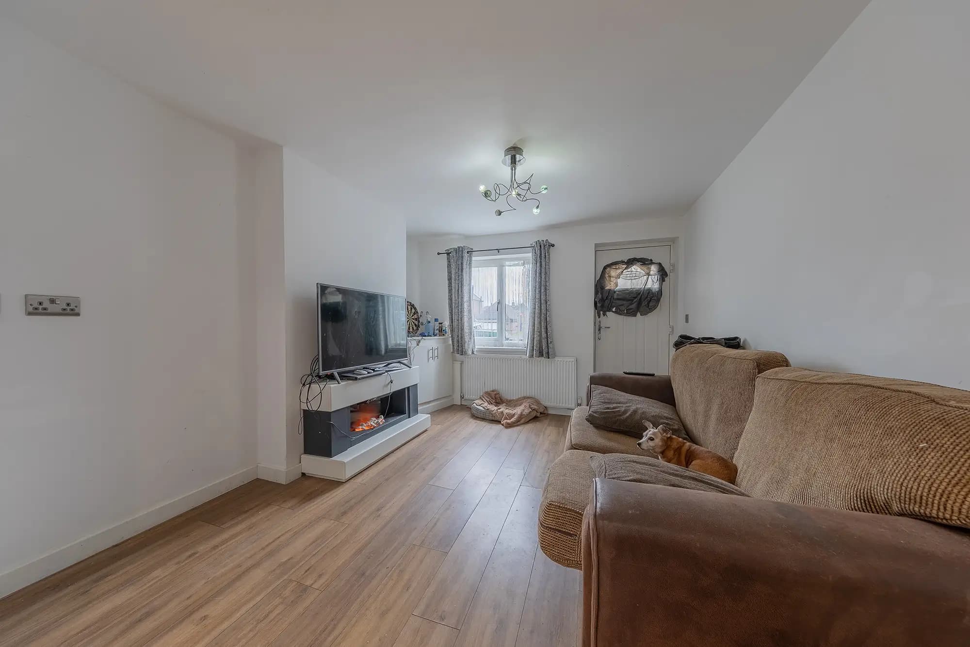 property photo 4 of 23