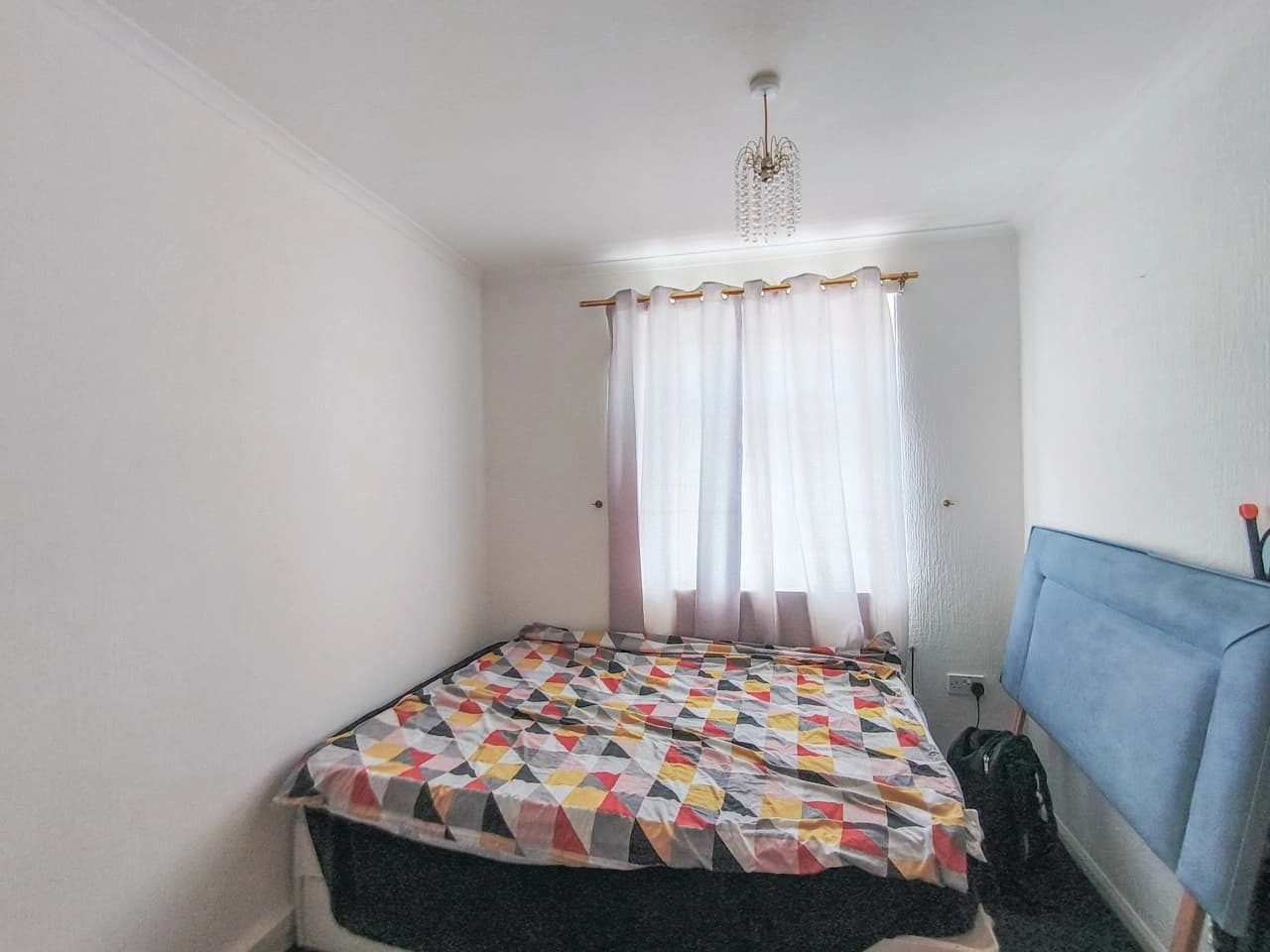 property photo 11 of 16