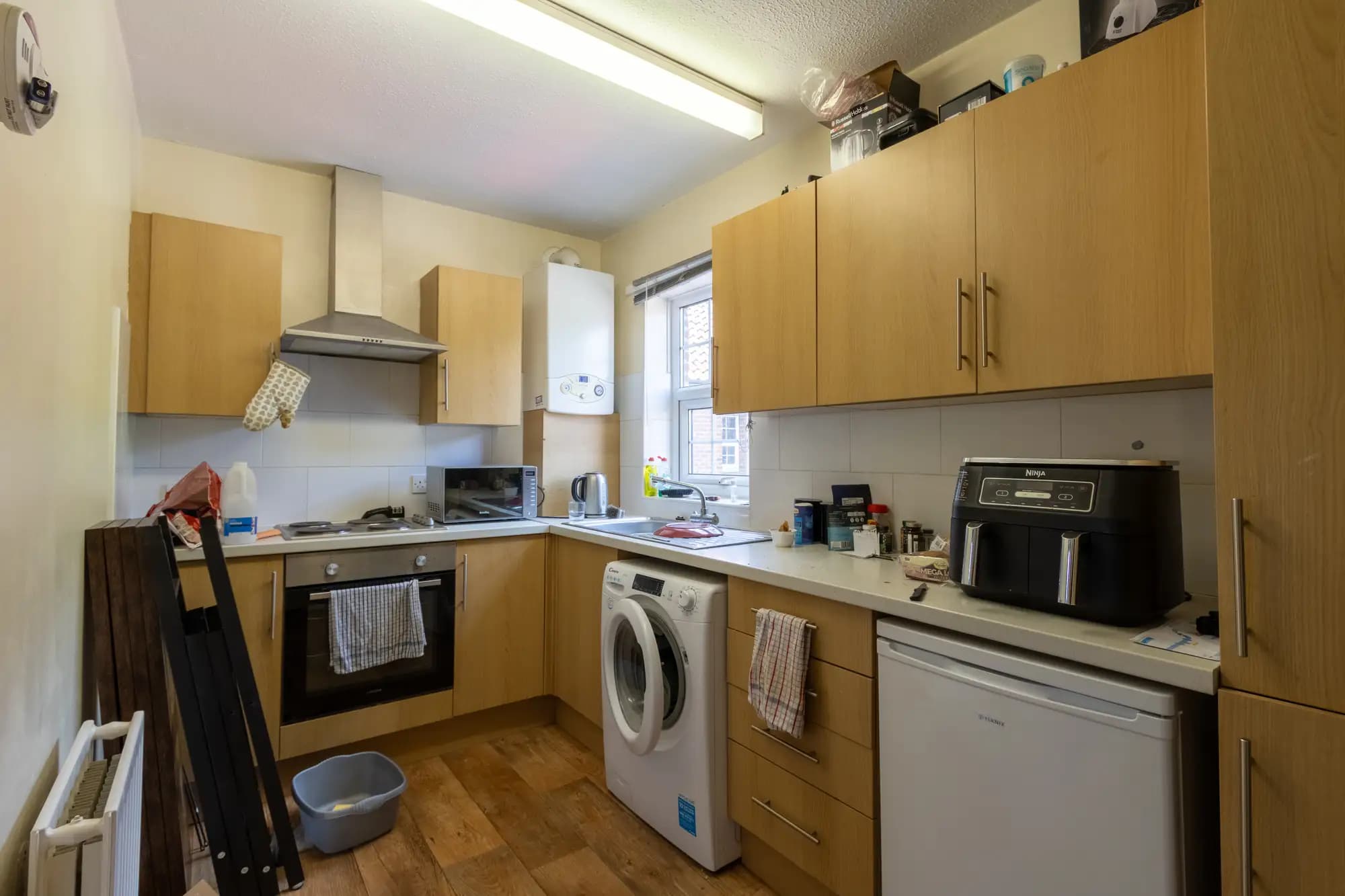 property photo 6 of 17