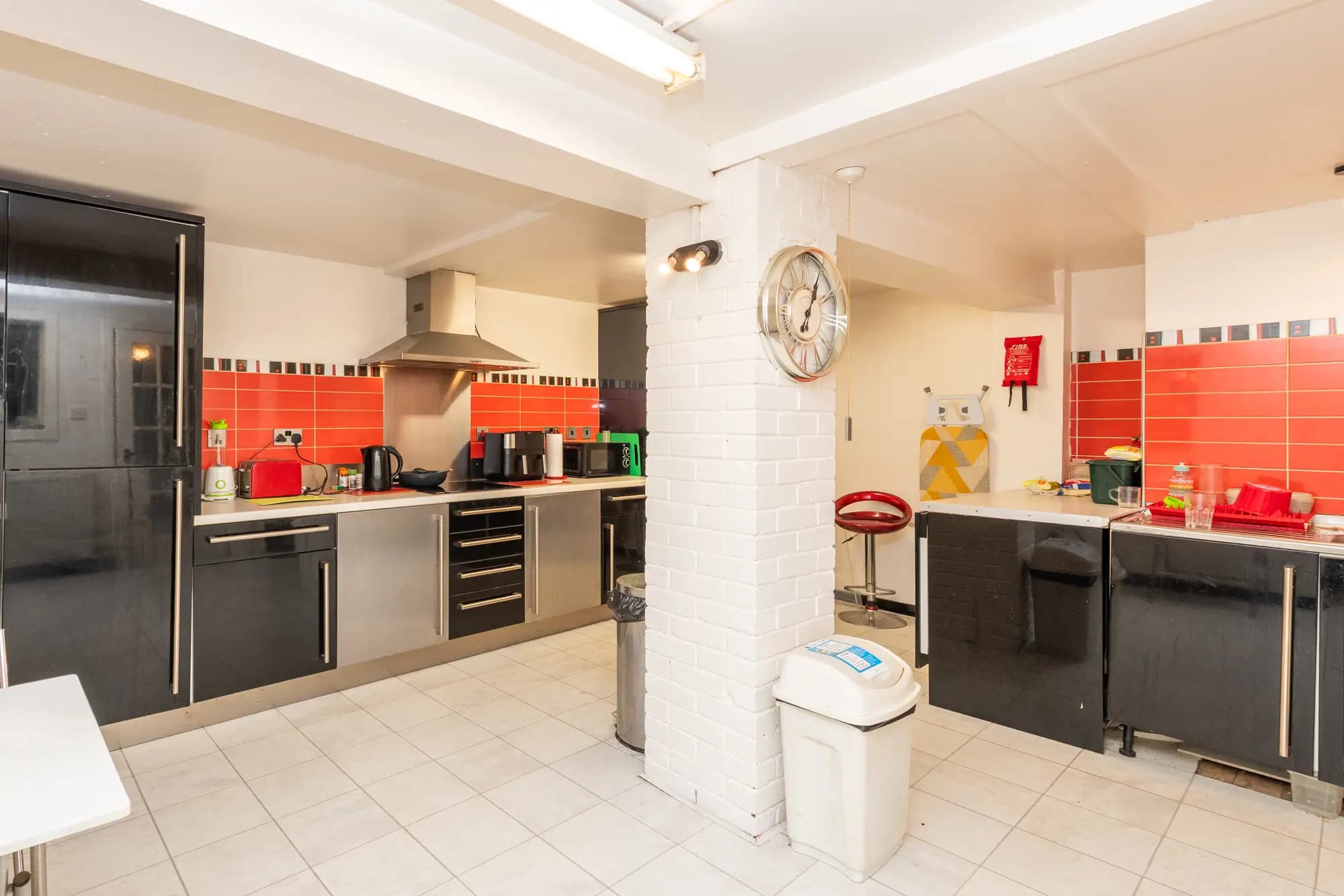 property photo 5 of 26