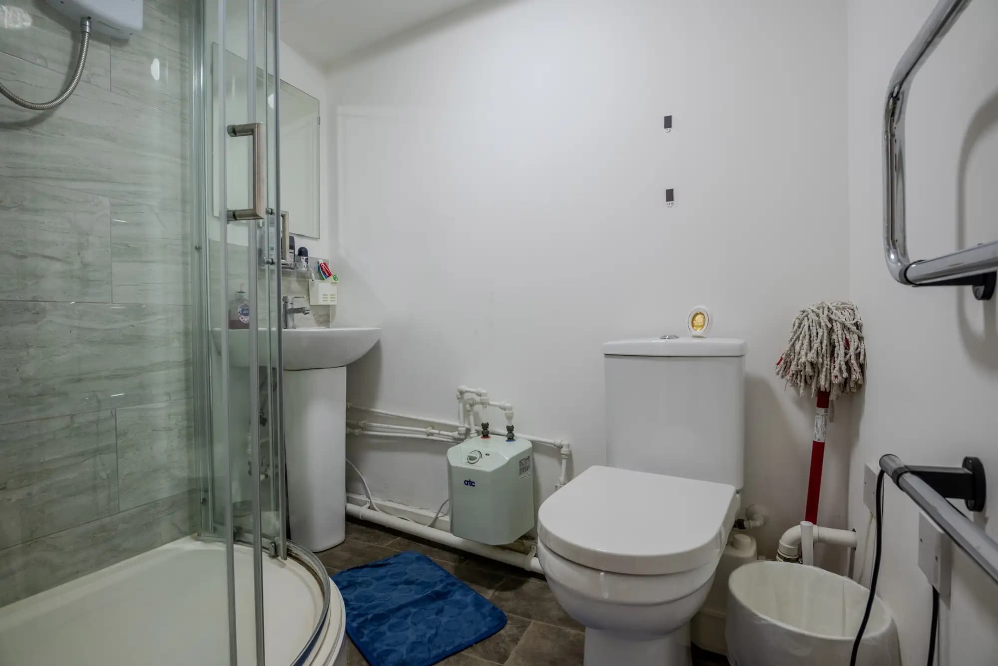 property photo 25 of 49