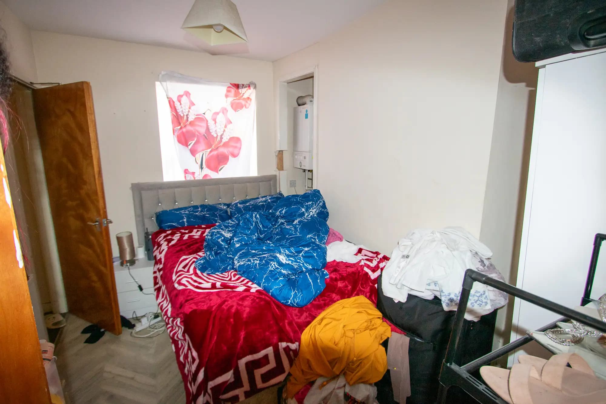 property photo 11 of 36