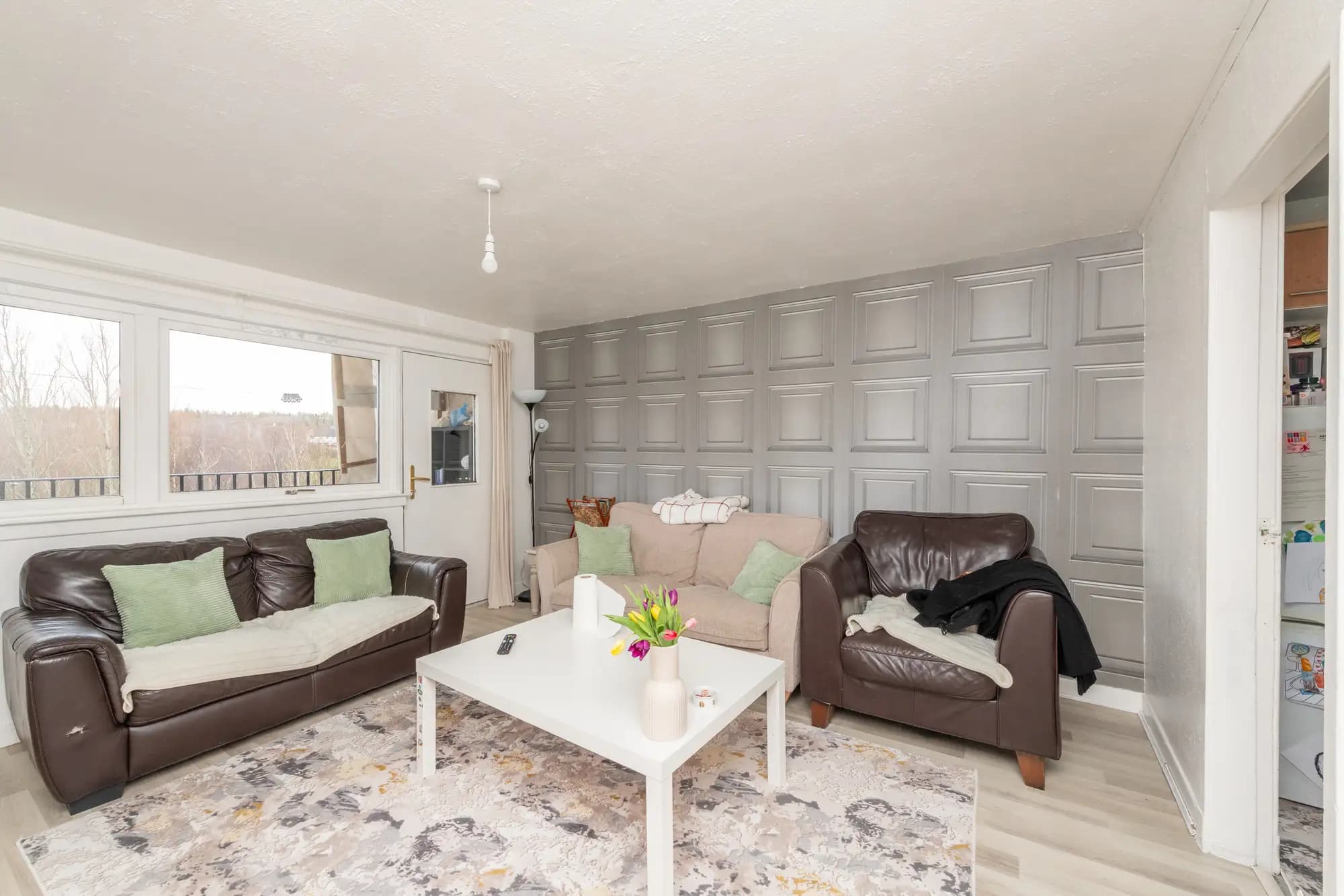 property photo 4 of 30