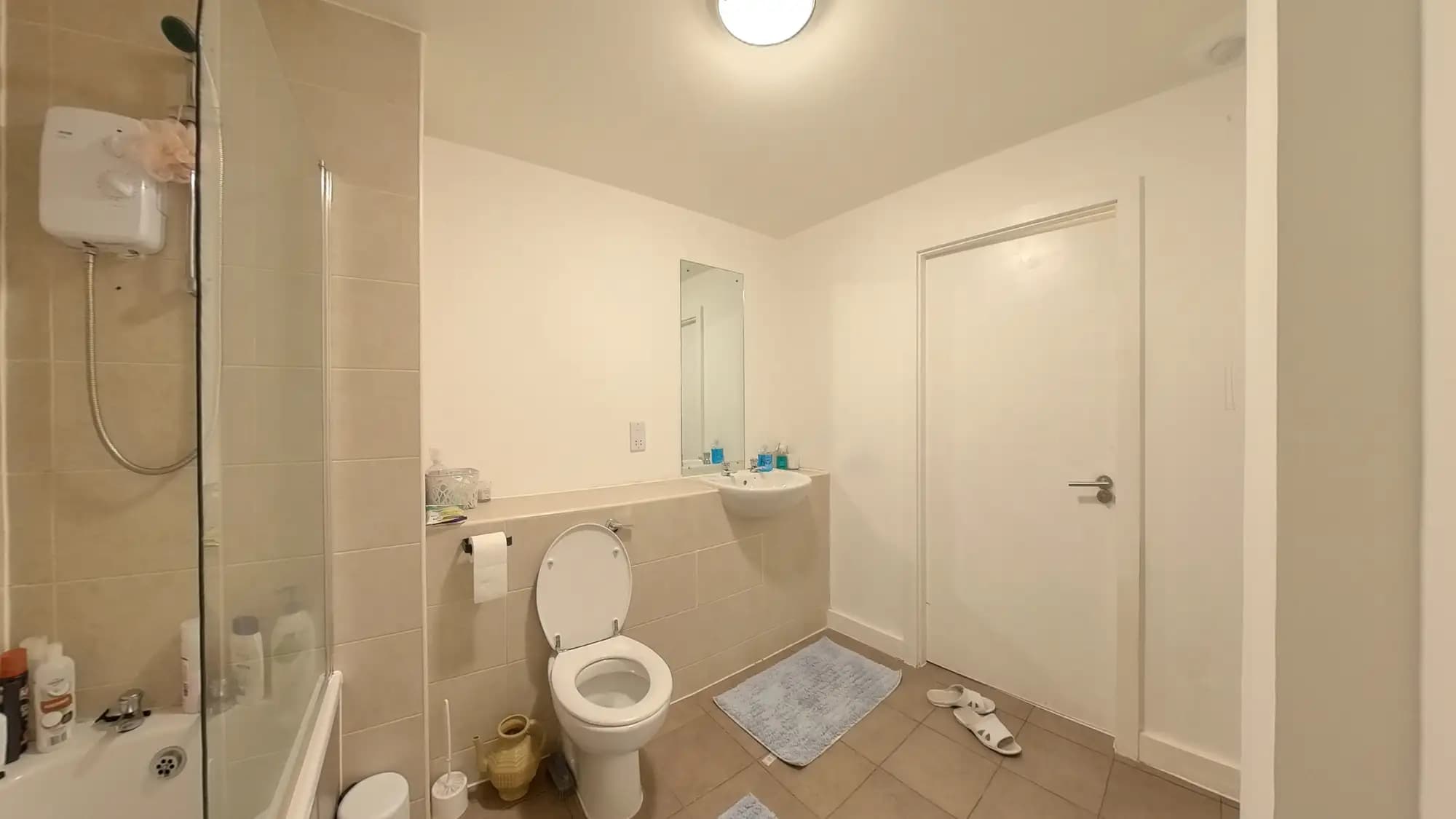 property photo 6 of 14