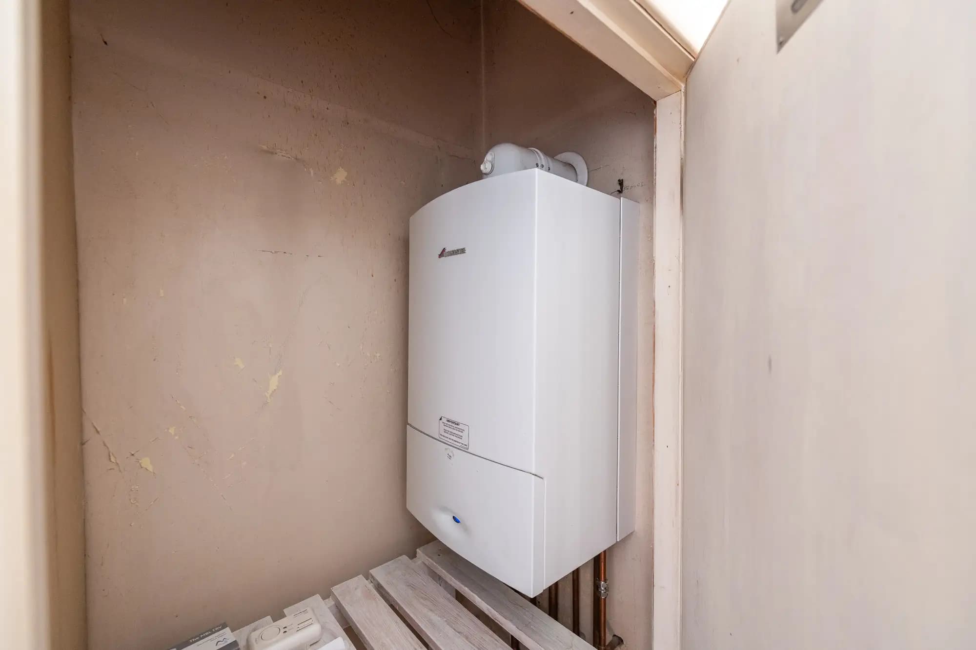 property photo 13 of 17