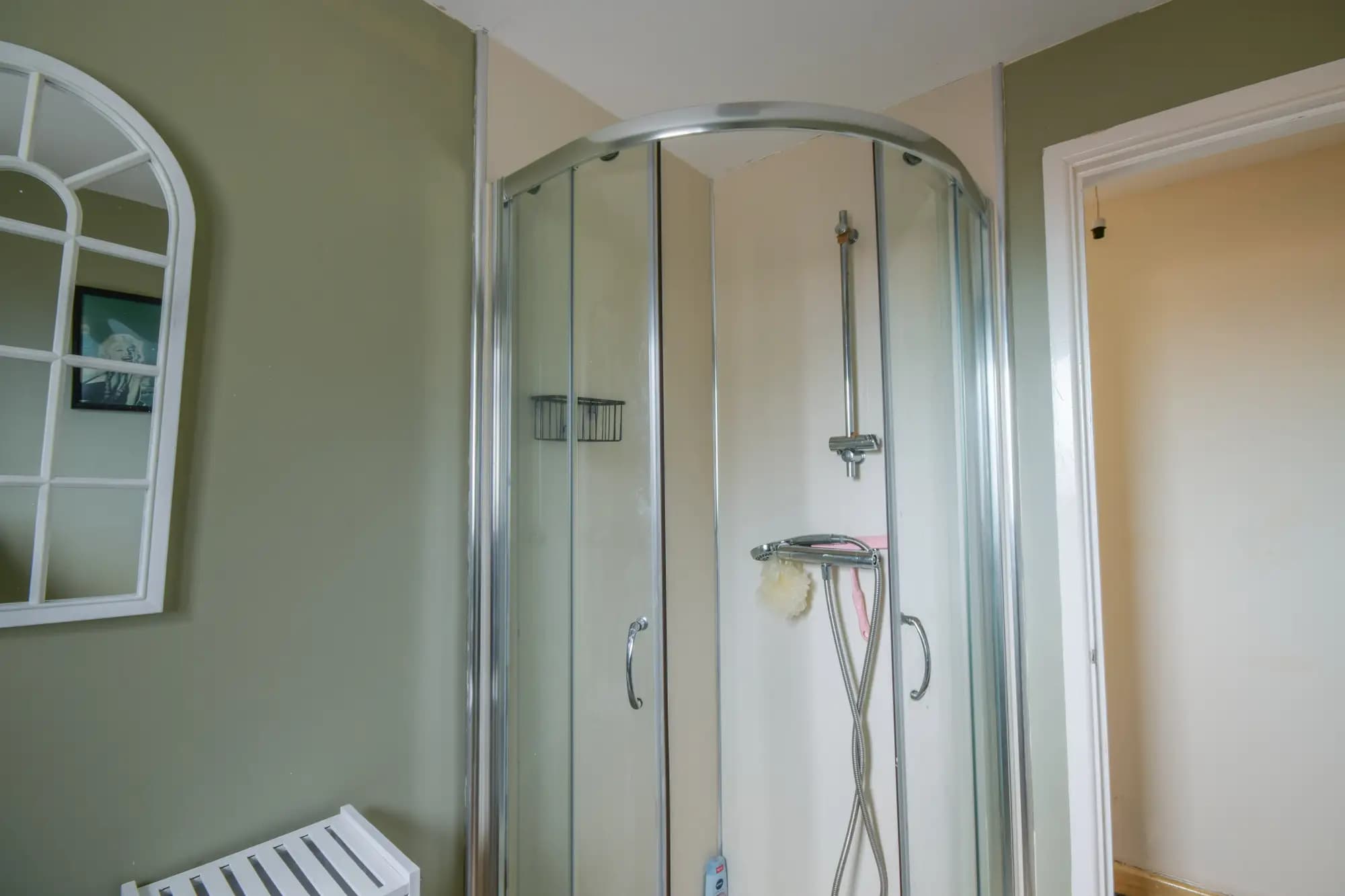 property photo 7 of 14