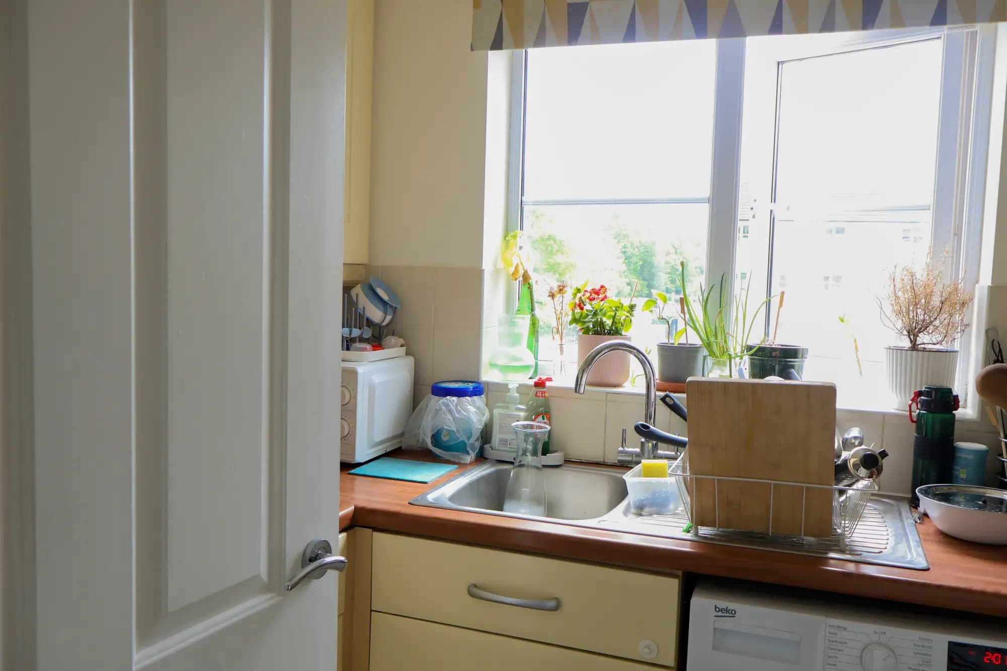property photo 6 of 19