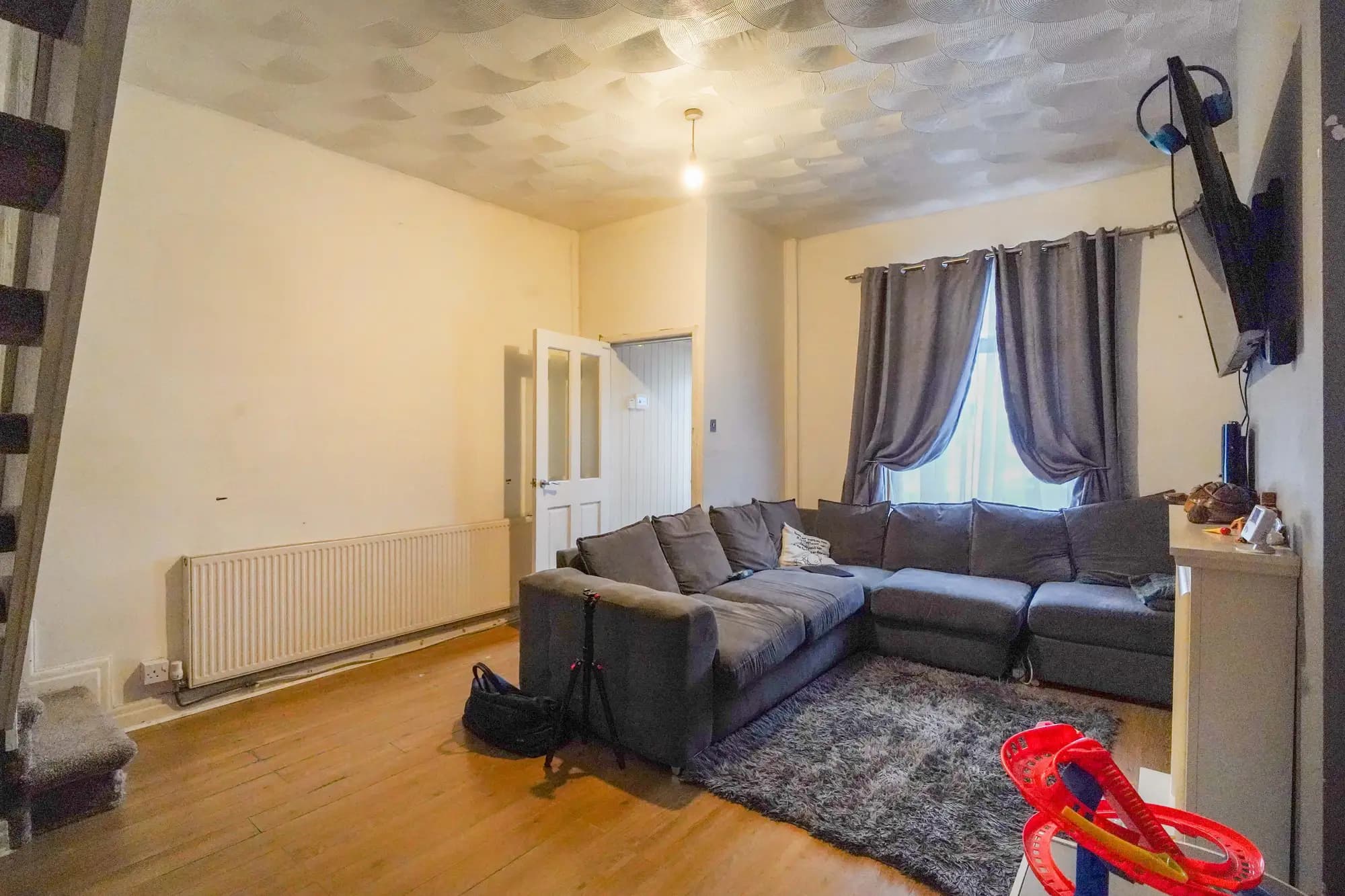 property photo 2 of 33