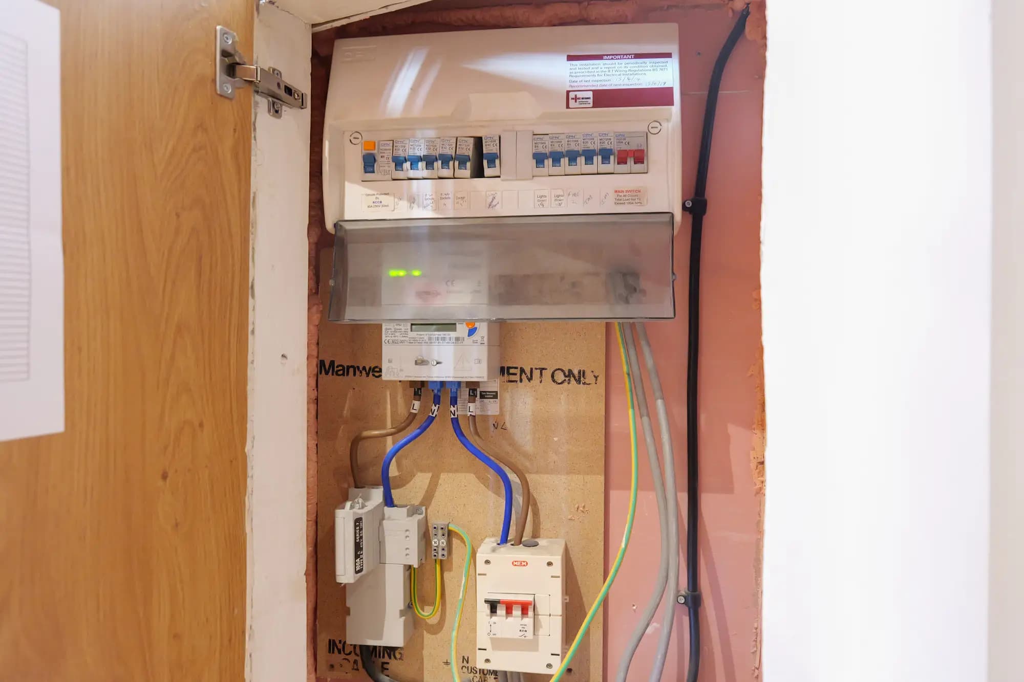 property photo 20 of 29