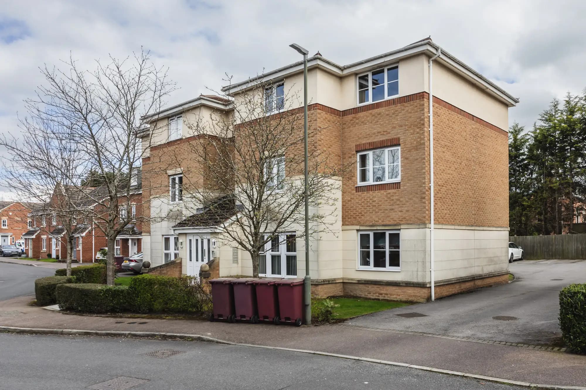 property photo 16 of 17