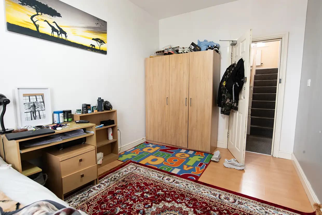 property photo 30 of 40