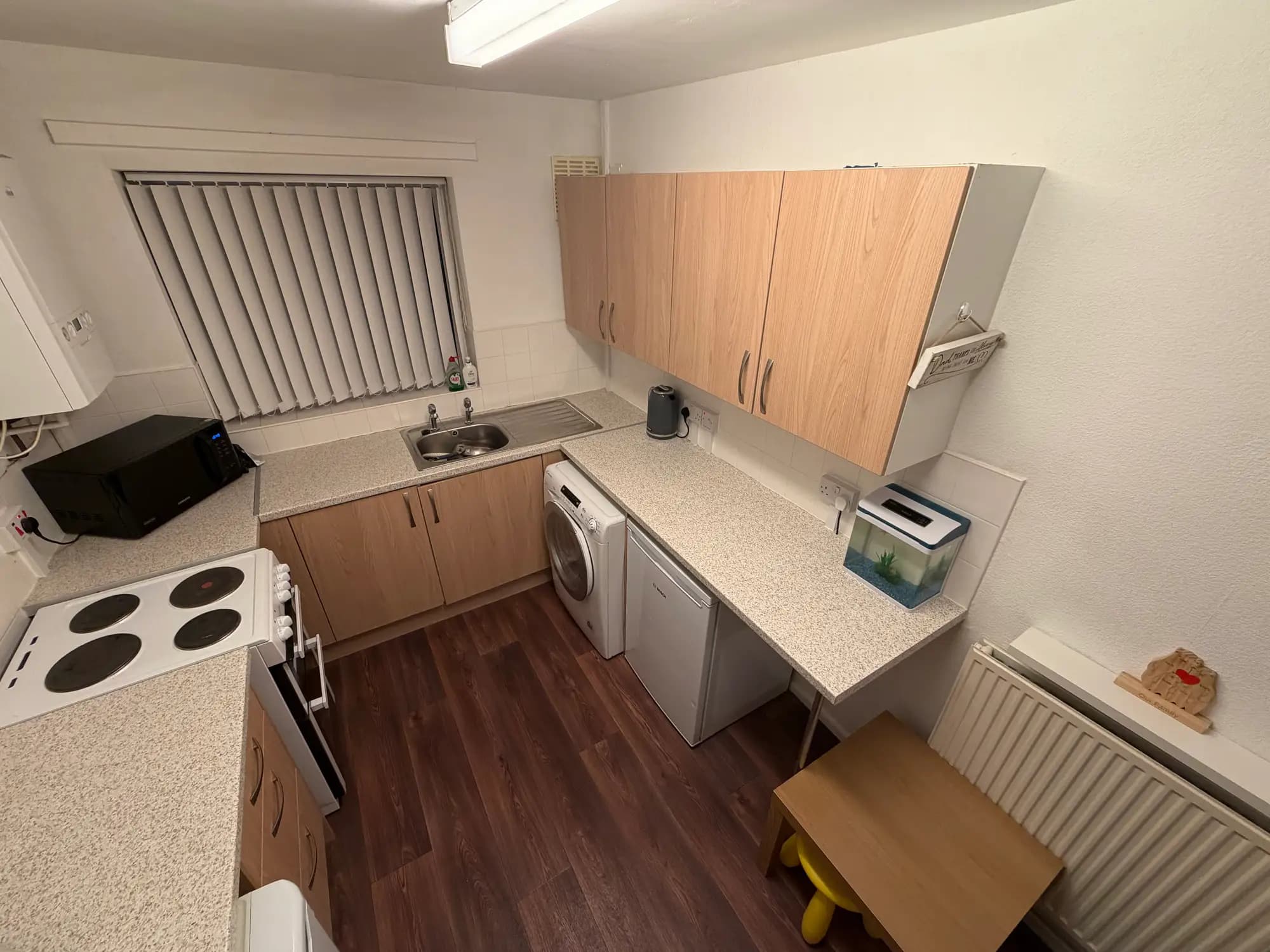 property photo 6 of 20