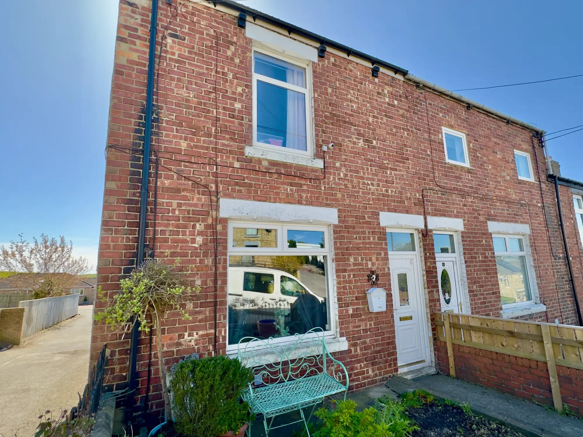 property photo 25 of 27