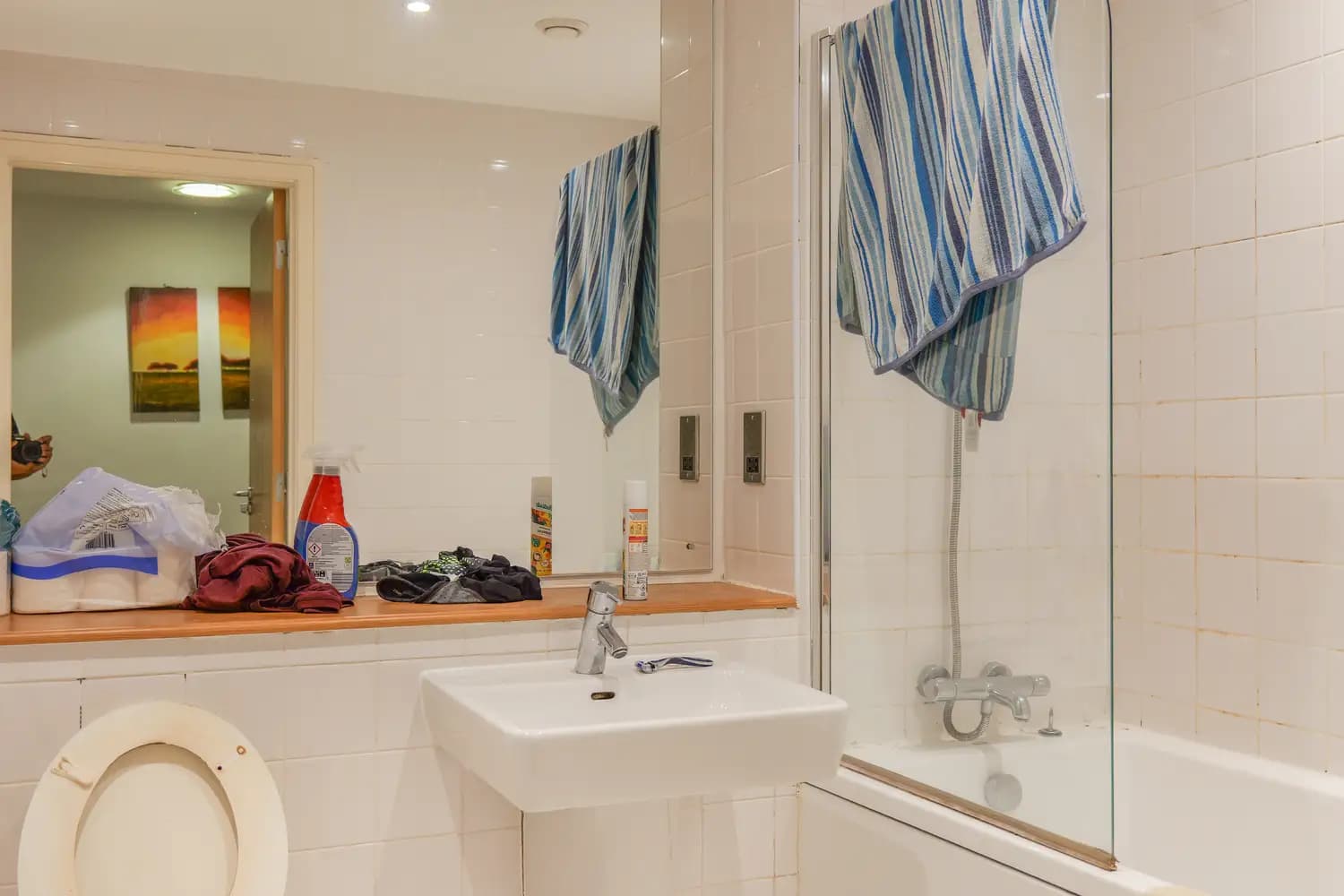 property photo 7 of 19