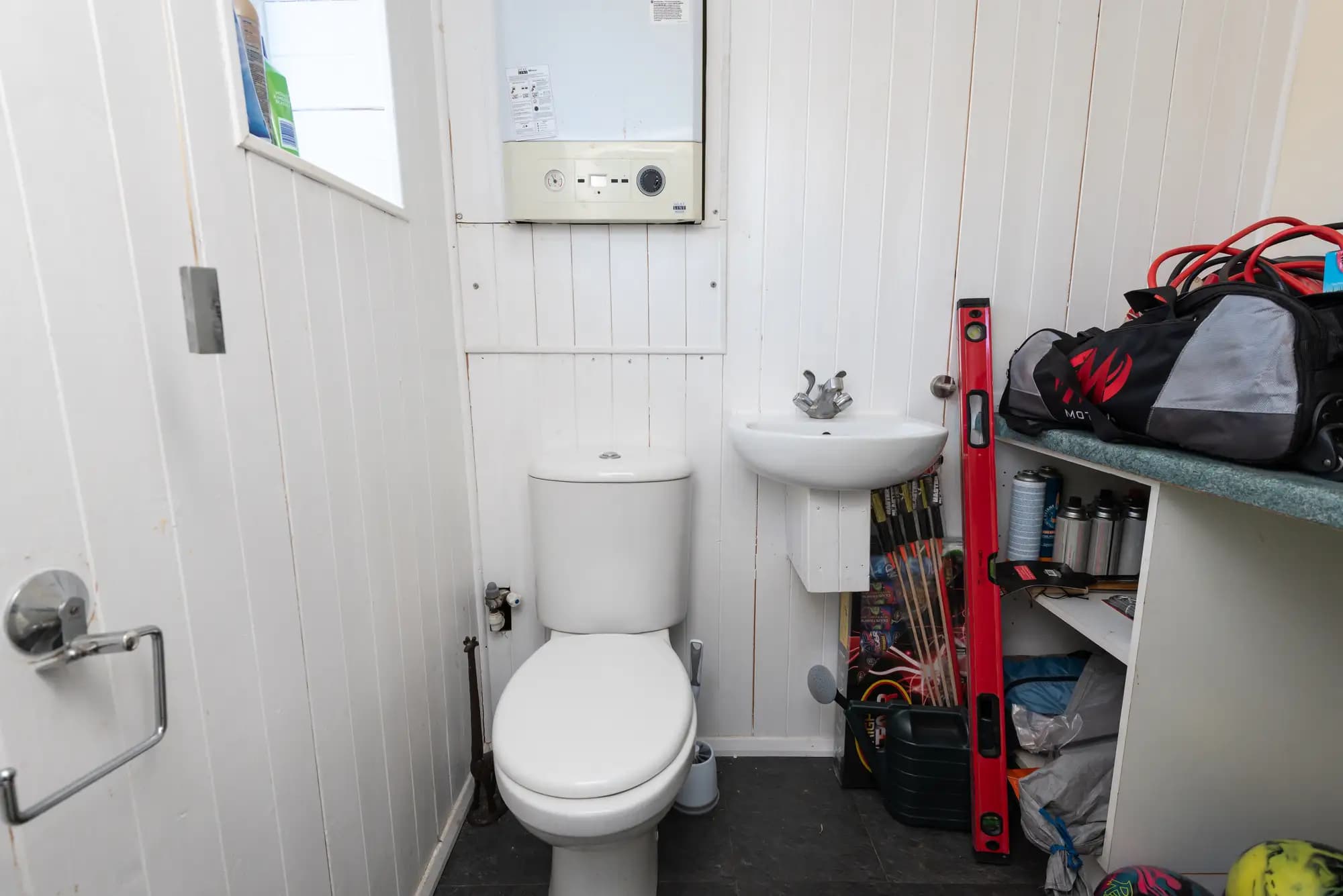 property photo 5 of 24