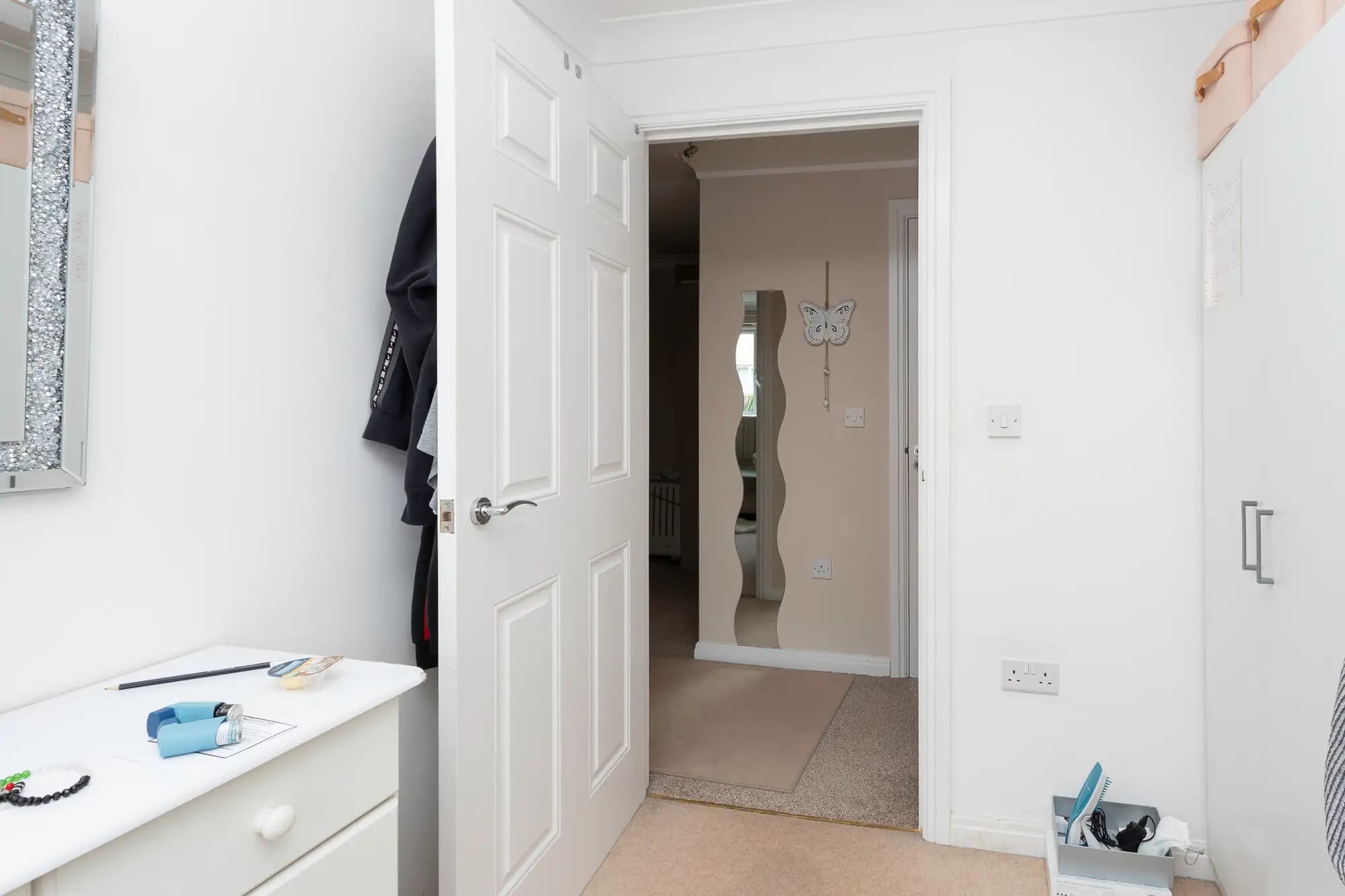 property photo 14 of 17