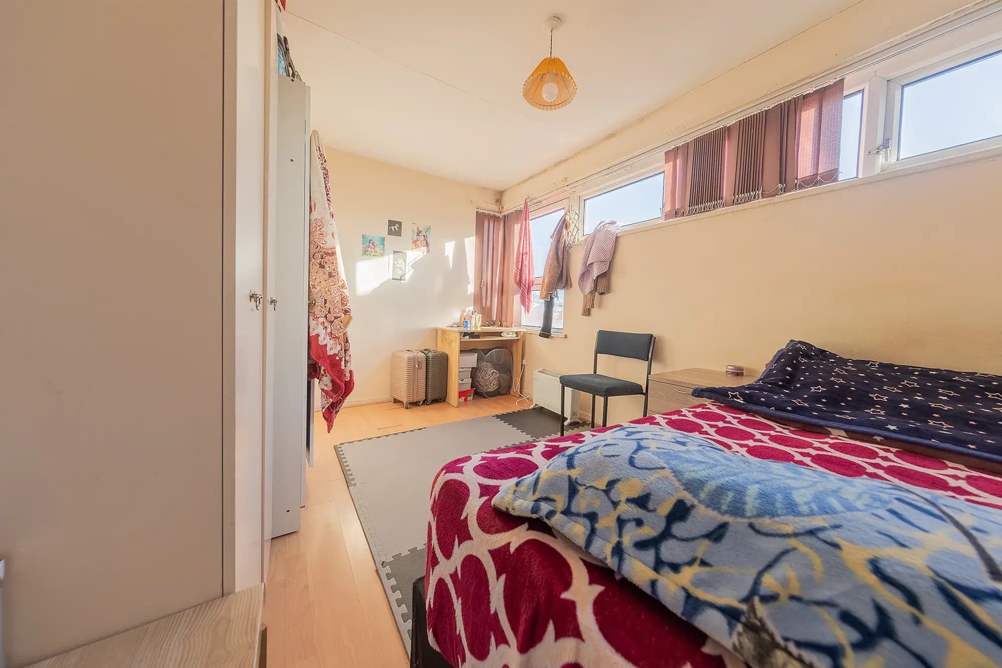 property photo 4 of 17