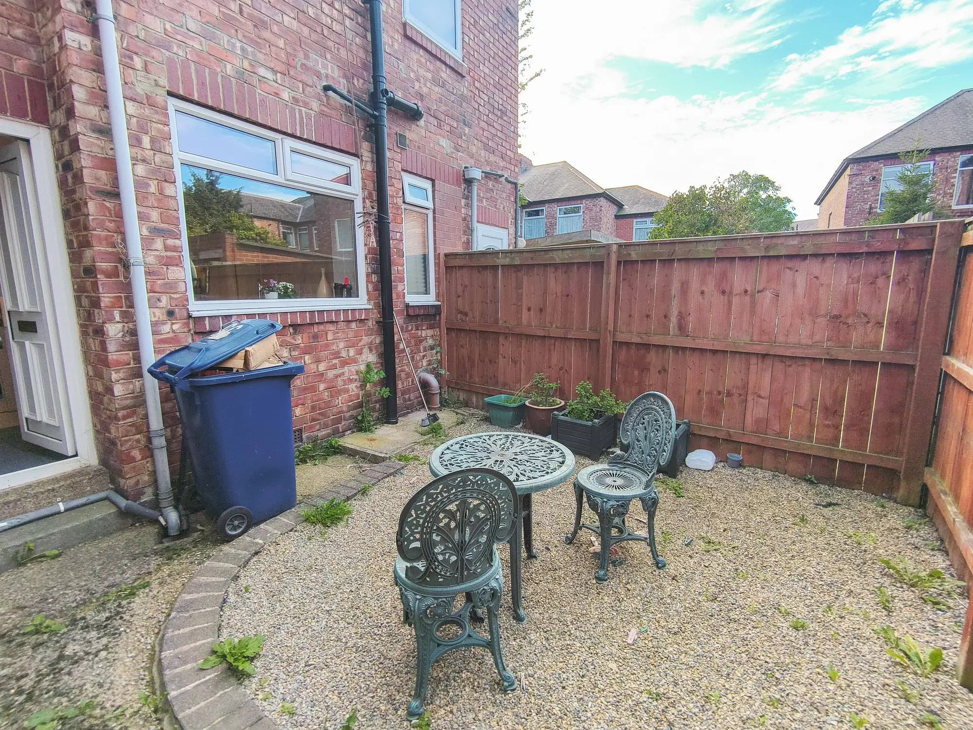 property photo 15 of 16