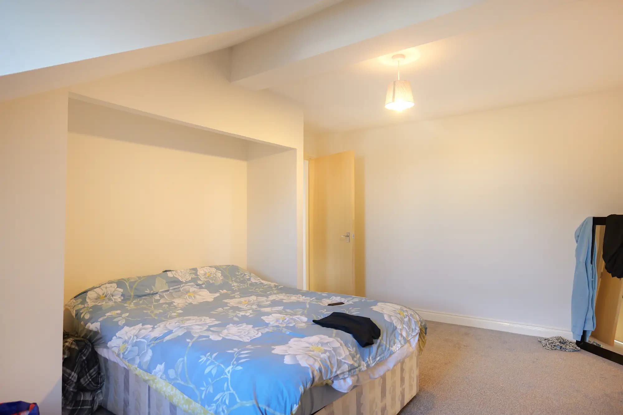 property photo 14 of 27