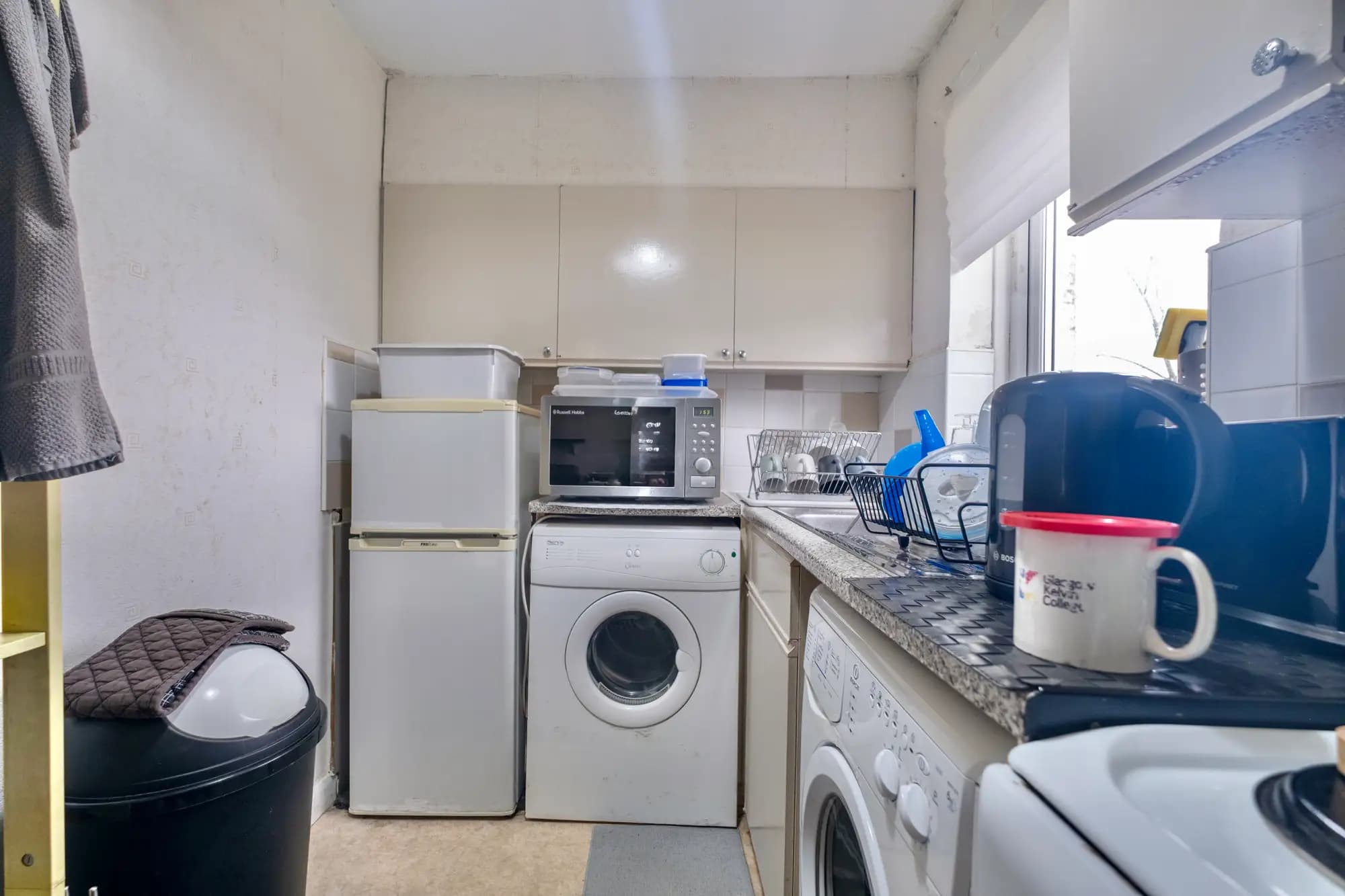 property photo 5 of 22