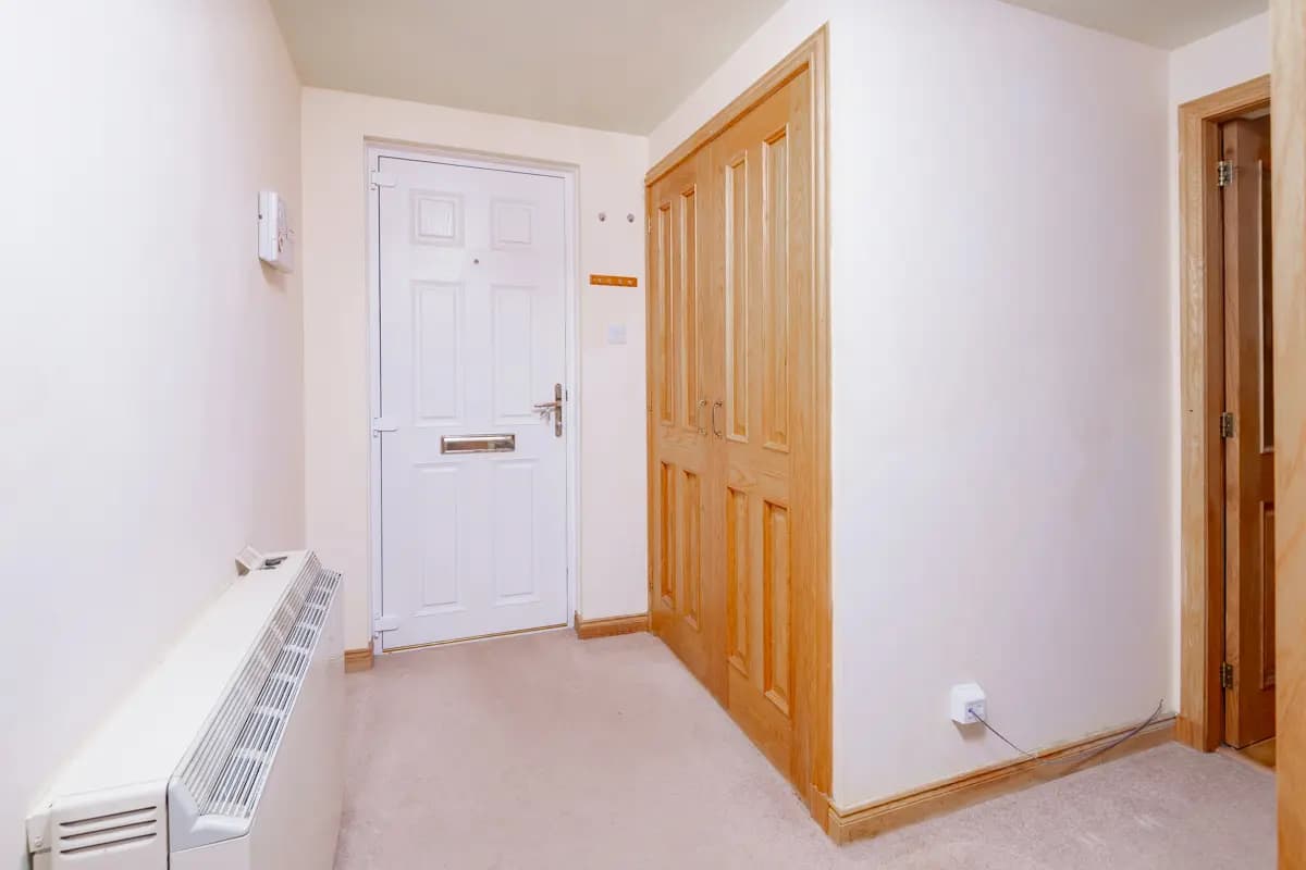 property photo 20 of 27