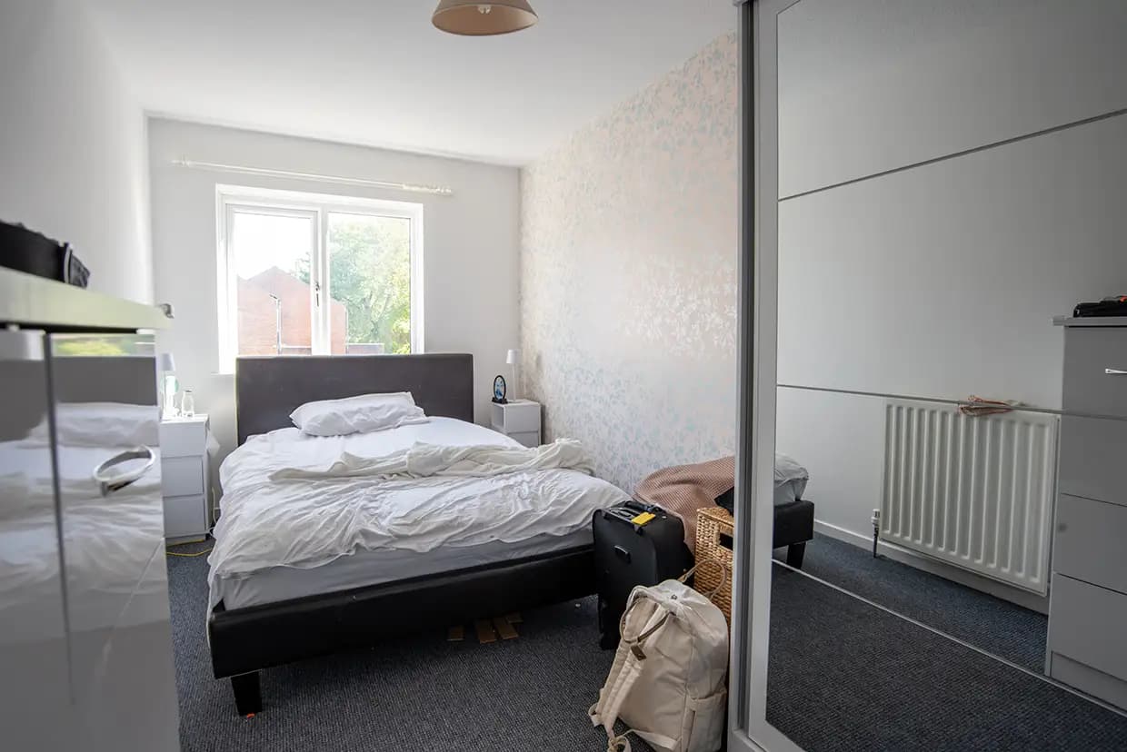 property photo 12 of 17