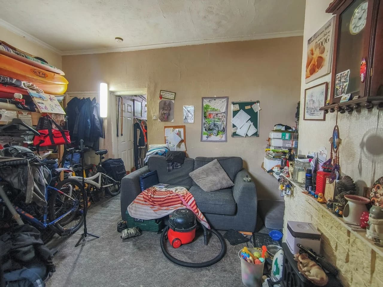 property photo 2 of 28