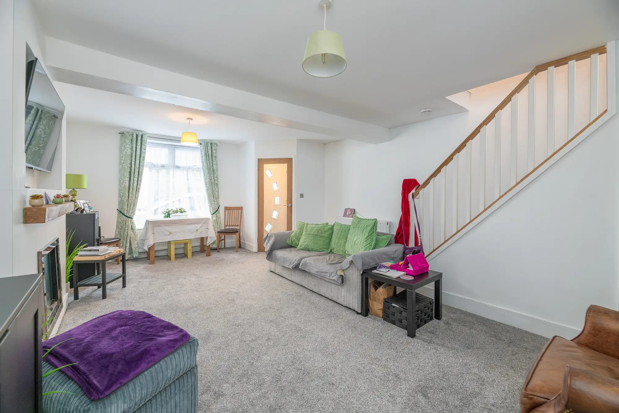 property photo 4 of 22