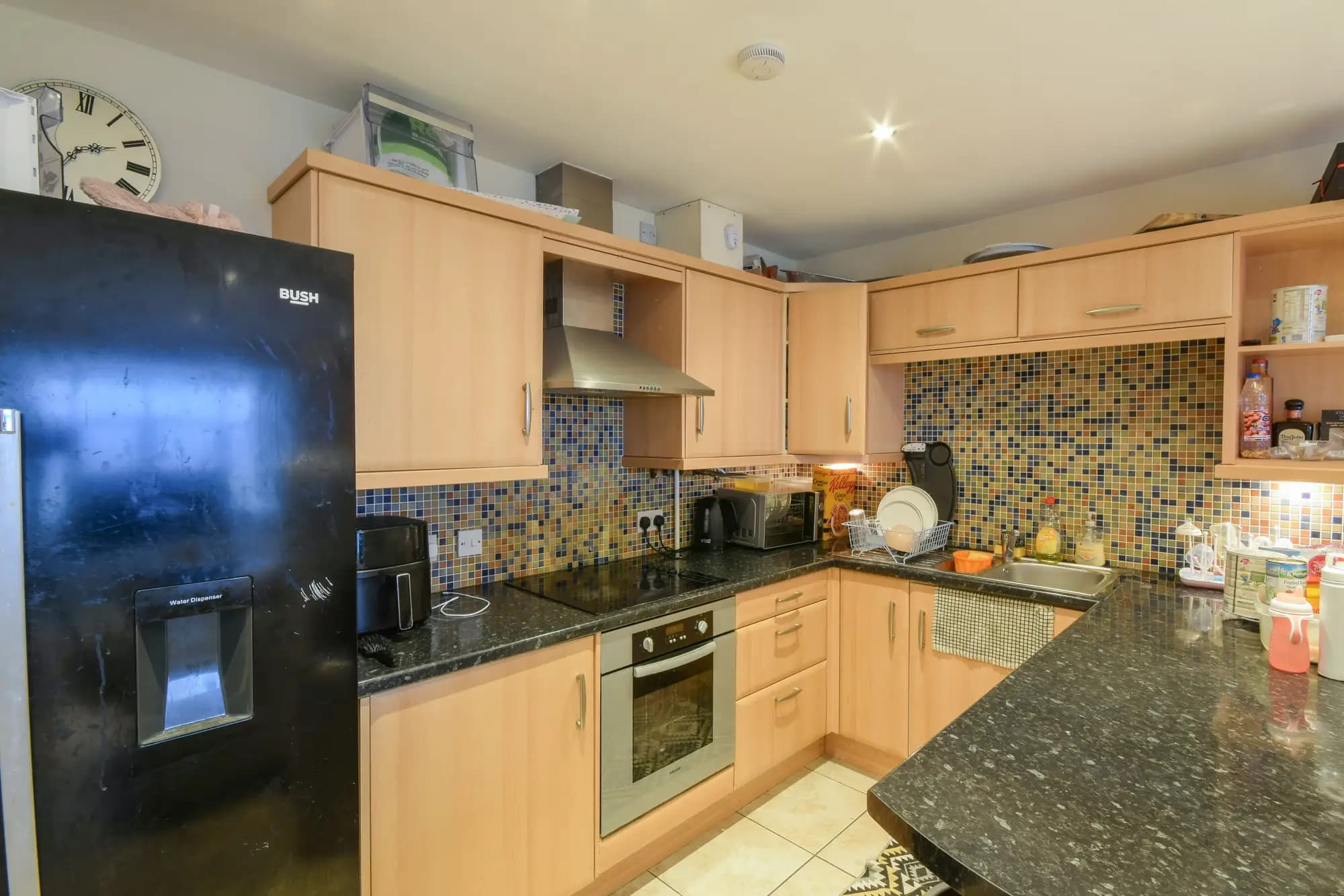 property photo 4 of 15