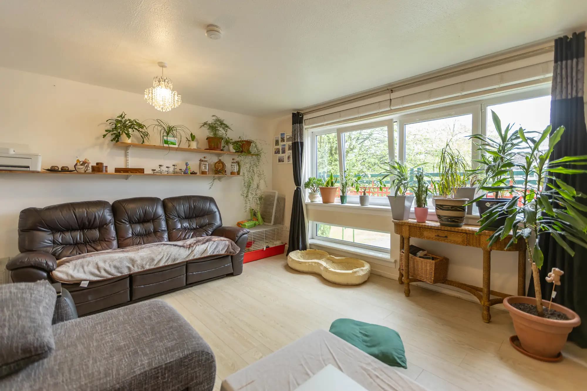 property photo 3 of 28