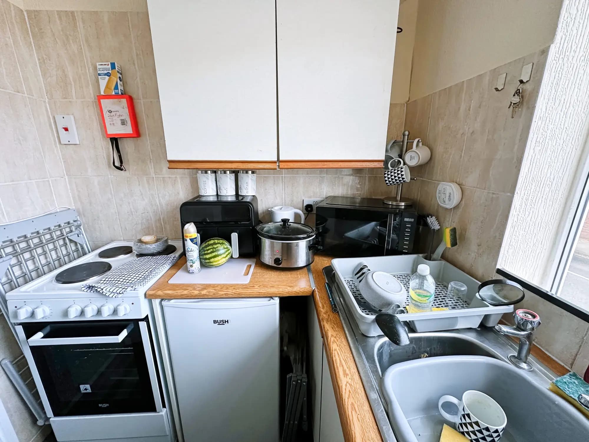 property photo 6 of 17