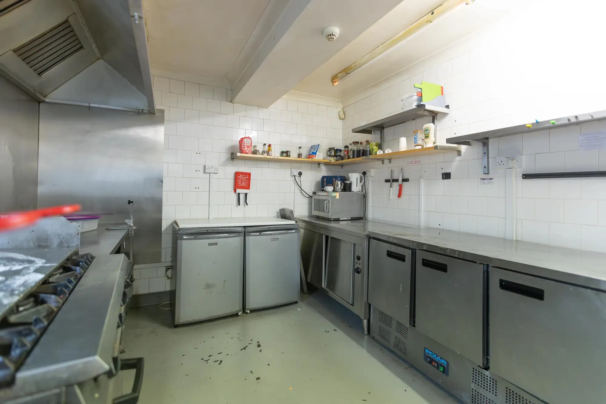 property photo 7 of 16