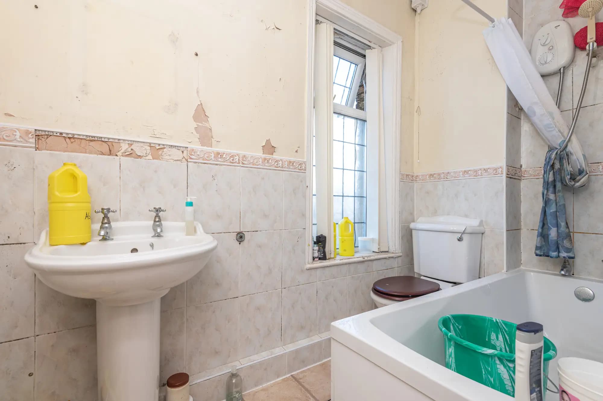 property photo 10 of 14