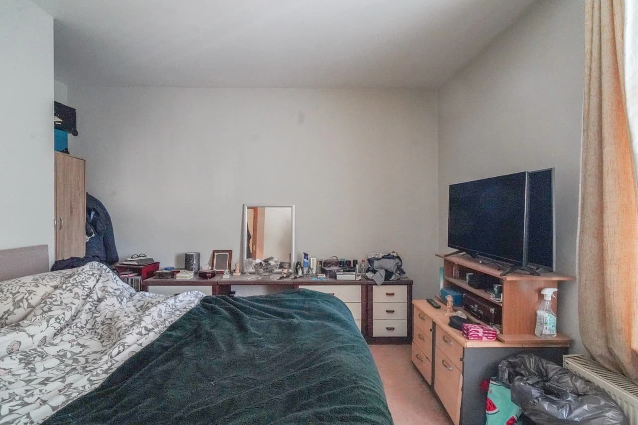 property photo 10 of 22
