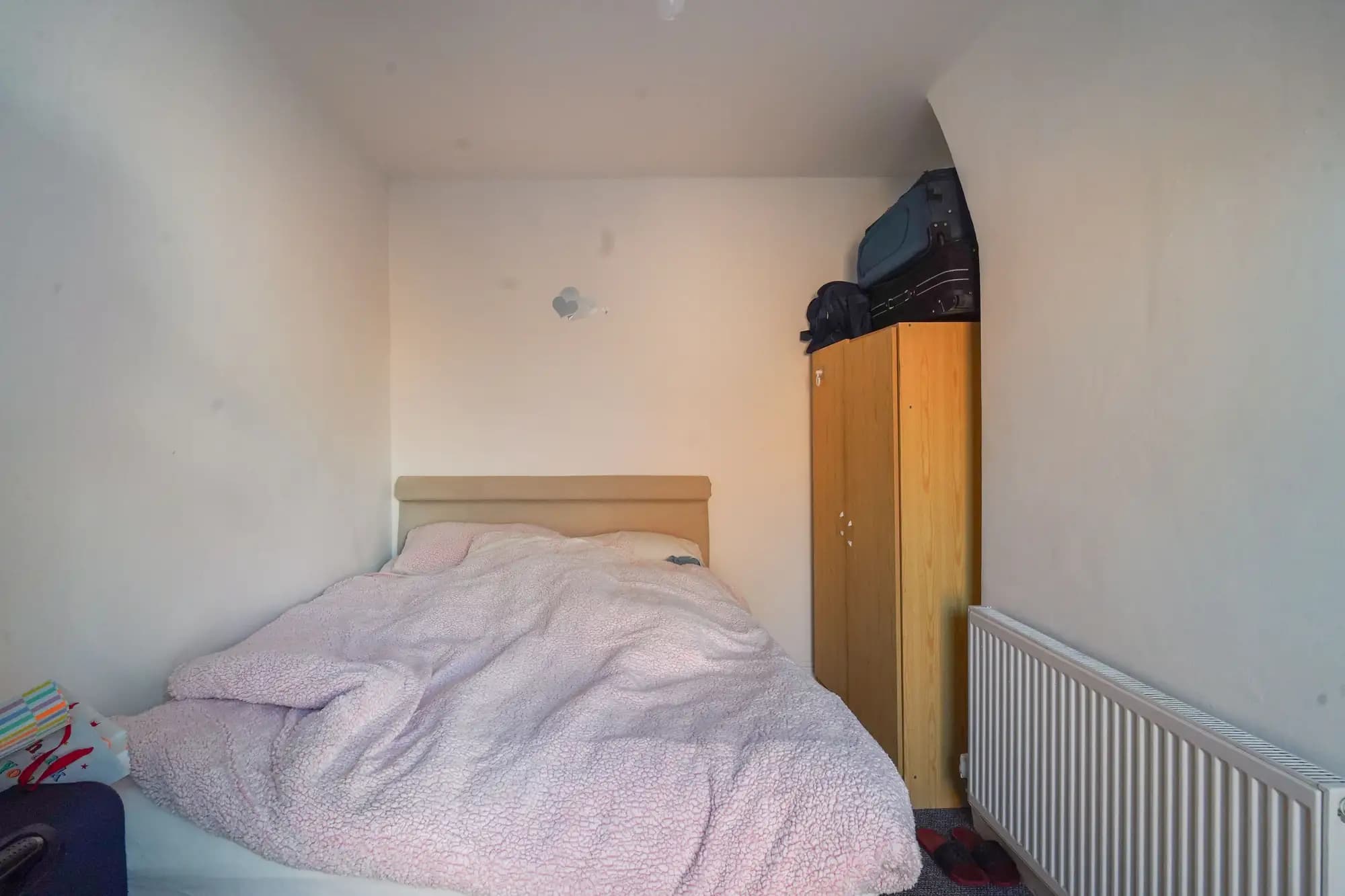 property photo 9 of 21