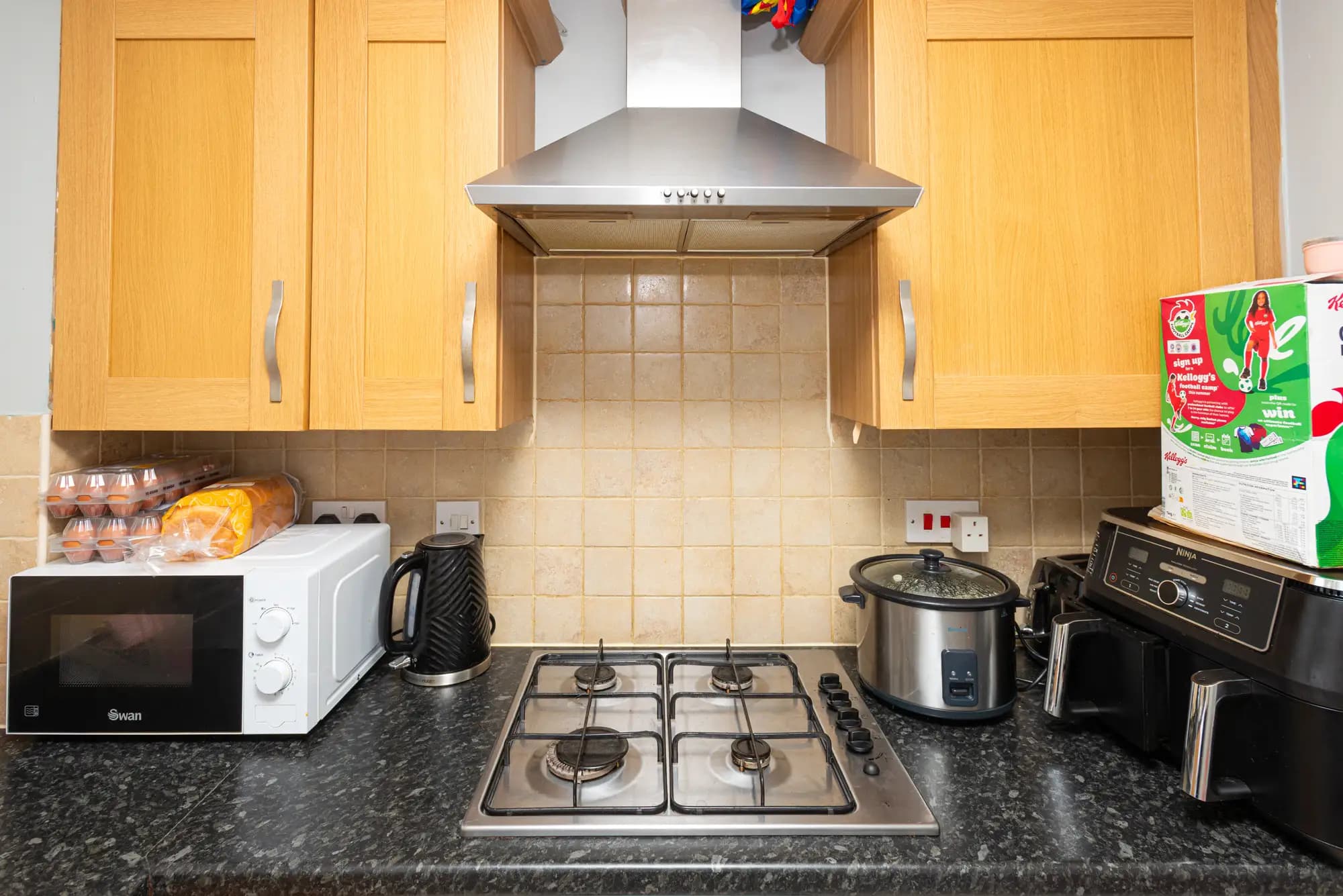 property photo 9 of 20