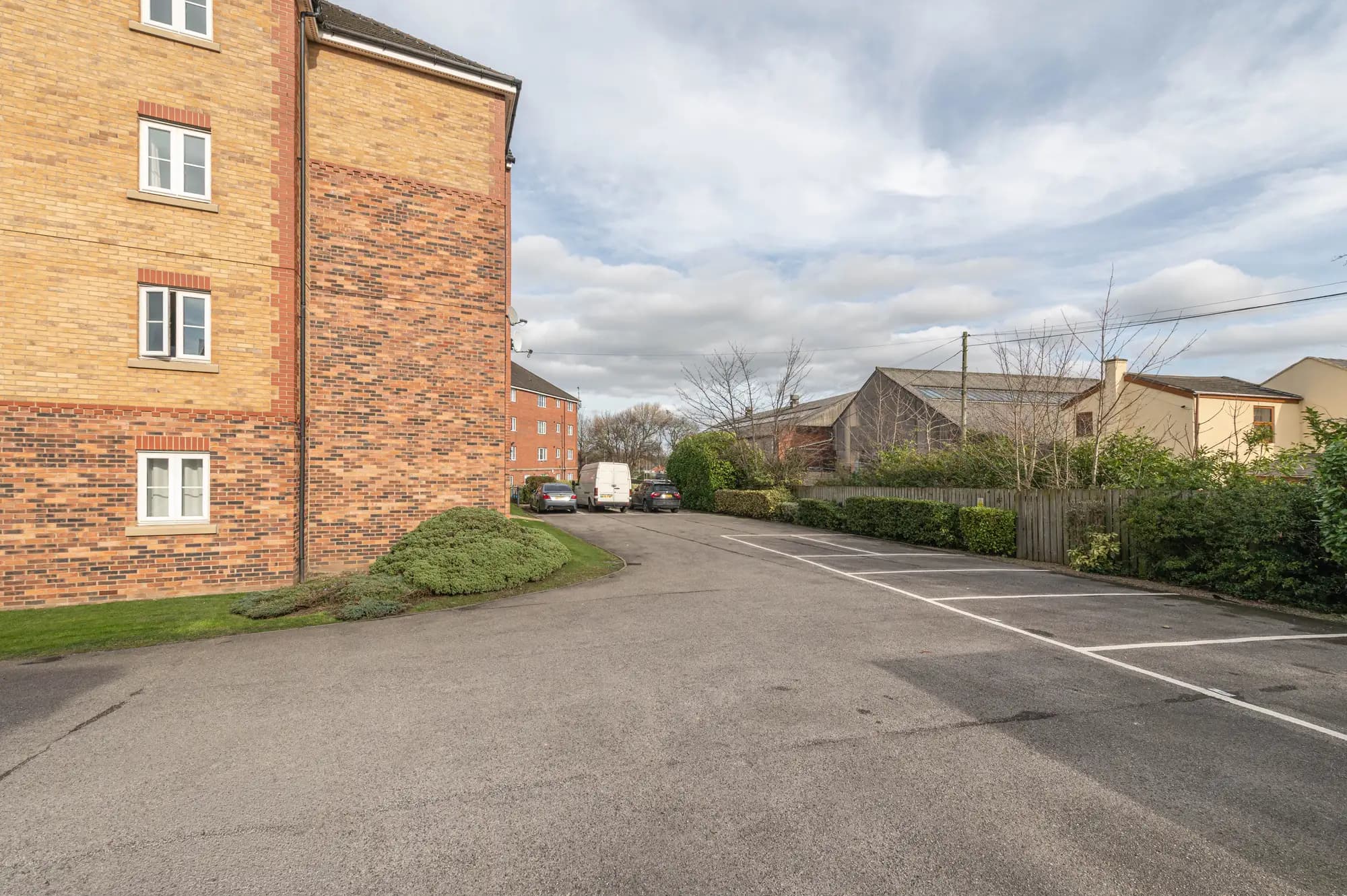 property photo 17 of 18